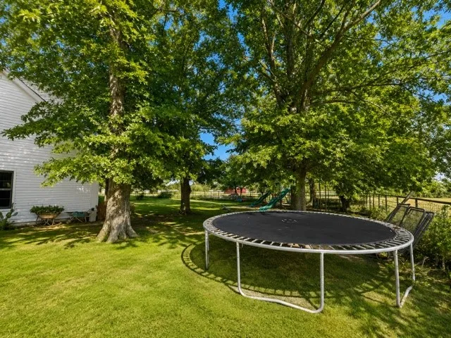 Single Family Residence For Sale in Hunt County , 1817 County Road 3327, Greenville, Texas 75402, 5 Bedroom, 3 Bathroom, 2 Garage spaces, 2,696 Sqft, built in 1987, Price $499,900, mls#21338897, Real Estate Agent in Greenville, Homes For Sale in Hunt county, Homes For Sale in Greenville, Realtor in Greenville Texas, Real Estate Brokerage Independent Realty Texas, Luminita Cordes Realtor