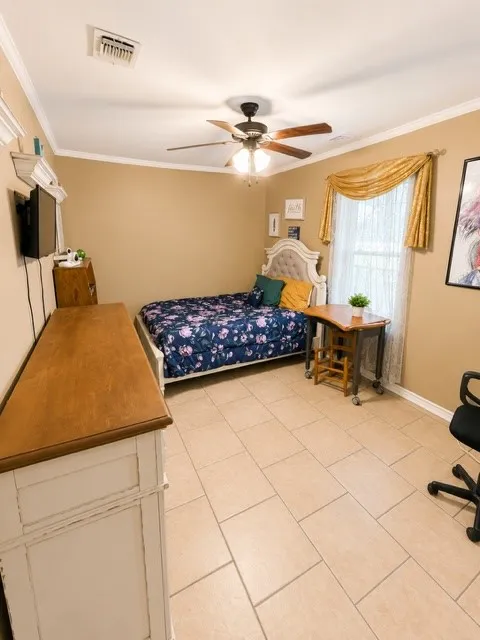 Single Family Residence For Sale in Hunt County , 1817 County Road 3327, Greenville, Texas 75402, 5 Bedroom, 3 Bathroom, 2 Garage spaces, 2,696 Sqft, built in 1987, Price $499,900, mls#21338897, Real Estate Agent in Greenville, Homes For Sale in Hunt county, Homes For Sale in Greenville, Realtor in Greenville Texas, Real Estate Brokerage Independent Realty Texas, Luminita Cordes Realtor