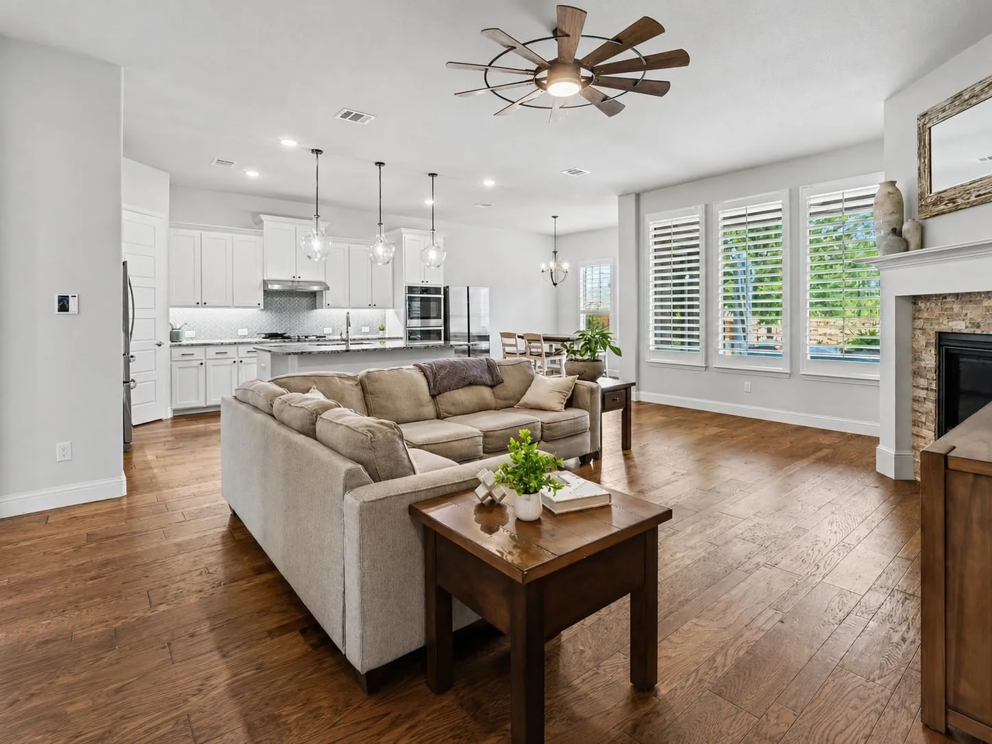 Single Family Residence For Sale in Denton County , 5213 Ravine Ridge Court, Flower Mound, Texas 76262, 4 Bedroom, 3 Bathroom, 3 Garage spaces, 2,436 Sqft, built in 2021, mls#21335341, Real Estate Agent in Flower Mound, Homes For Sale in Denton county, Homes For Sale in Flower Mound, Realtor in Flower Mound Texas, Real Estate Brokerage Independent Realty Texas, Luminita Cordes Realtor