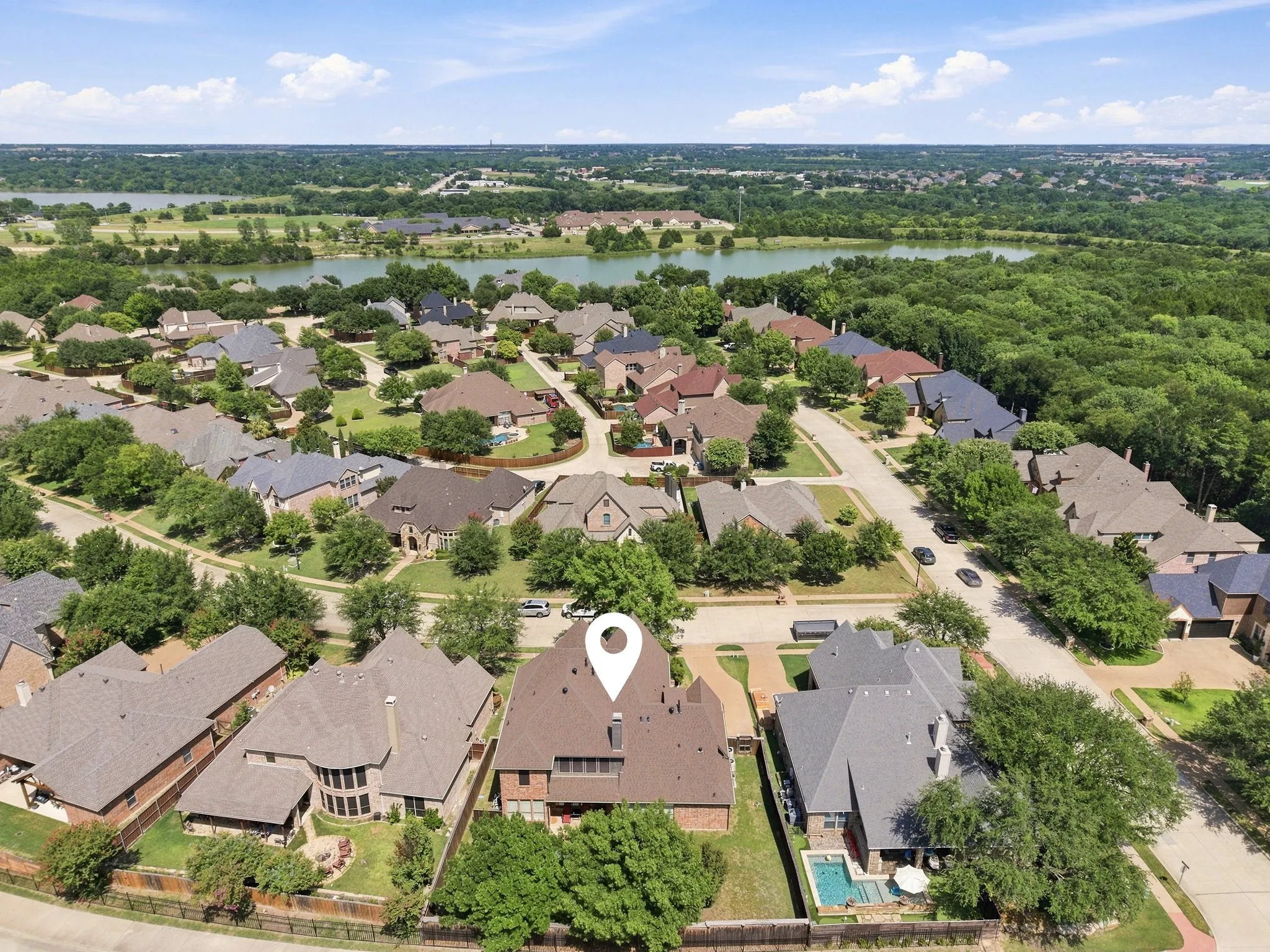 Single Family Residence For Sale in Rockwall County , 4796 Secret Cove, Rockwall, Texas 75032, 4 Bedroom, 3 Bathroom, 3 Garage spaces, 3,378 Sqft, built in 2005, mls#21324625, Real Estate Agent in Rockwall, Homes For Sale in Rockwall county, Homes For Sale in Rockwall, Realtor in Rockwall Texas, Real Estate Brokerage Independent Realty Texas, Luminita Cordes Realtor
