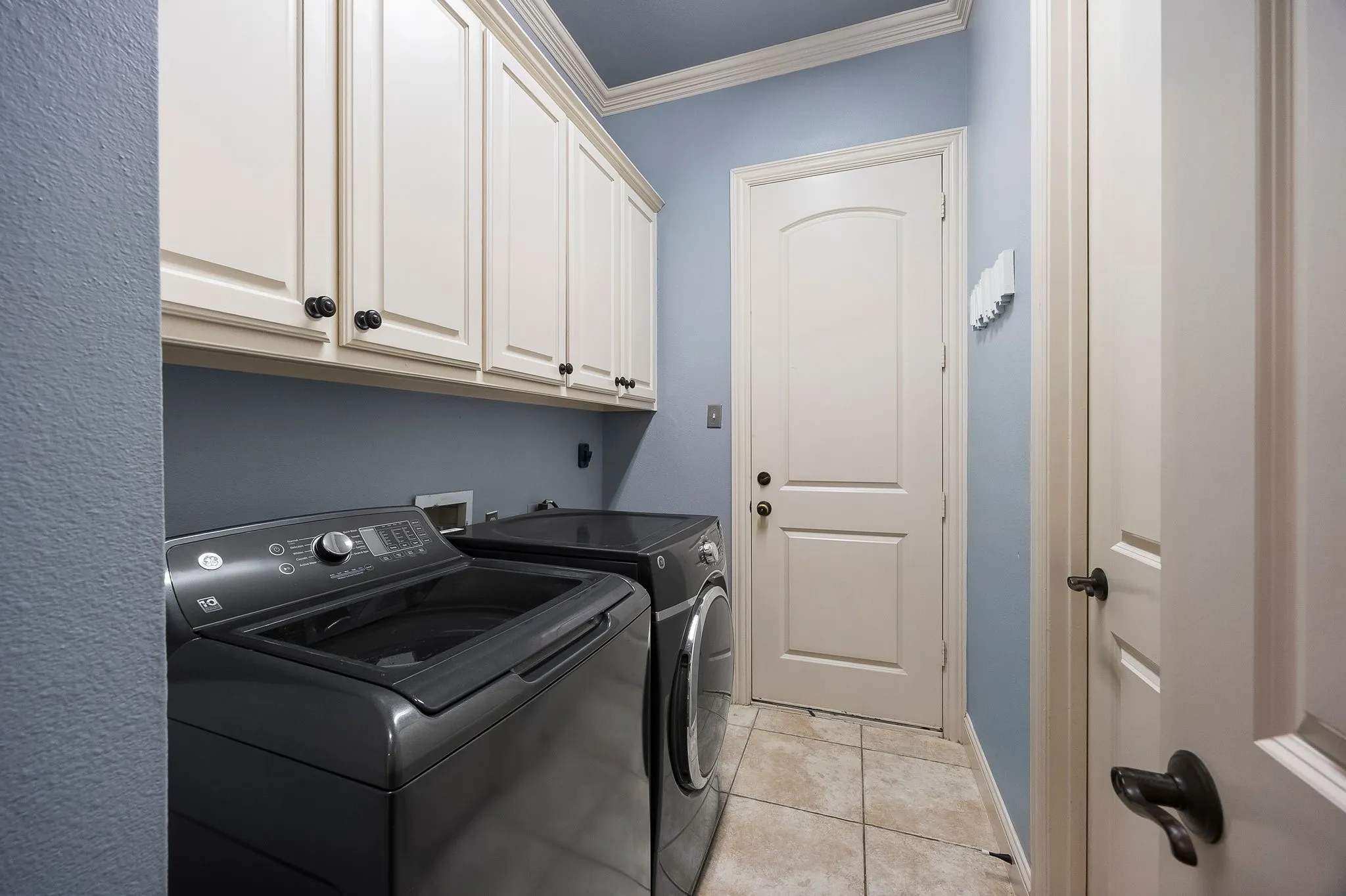 Single Family Residence For Sale in Rockwall County , 4796 Secret Cove, Rockwall, Texas 75032, 4 Bedroom, 3 Bathroom, 3 Garage spaces, 3,378 Sqft, built in 2005, mls#21324625, Real Estate Agent in Rockwall, Homes For Sale in Rockwall county, Homes For Sale in Rockwall, Realtor in Rockwall Texas, Real Estate Brokerage Independent Realty Texas, Luminita Cordes Realtor