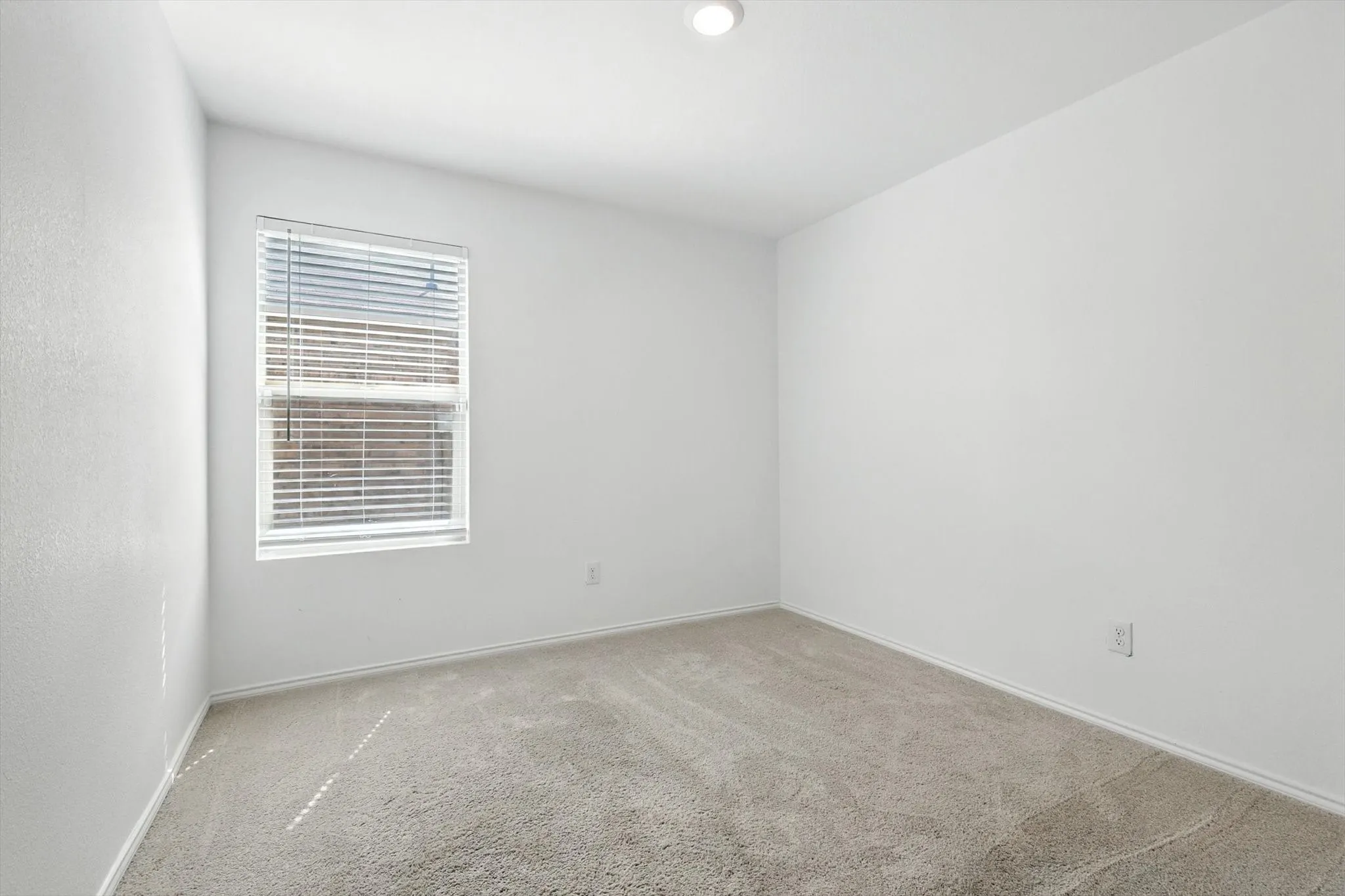 Single Family Residence For Rent in Dallas County , 1653 Bluff View Drive, Hutchins, Texas 75141, 3 Bedrooms, 2 Bathrooms, 2 Garage spaces, 1,325 Sqft, built in 2023, Price $2,200, mls#21339060, Real Estate Agent in Hutchins, Homes For Rent in Dallas county, Homes For Rent in Hutchins, Realtor in Hutchins Texas, Real Estate Brokerage Independent Realty Texas, Luminita Cordes Realtor