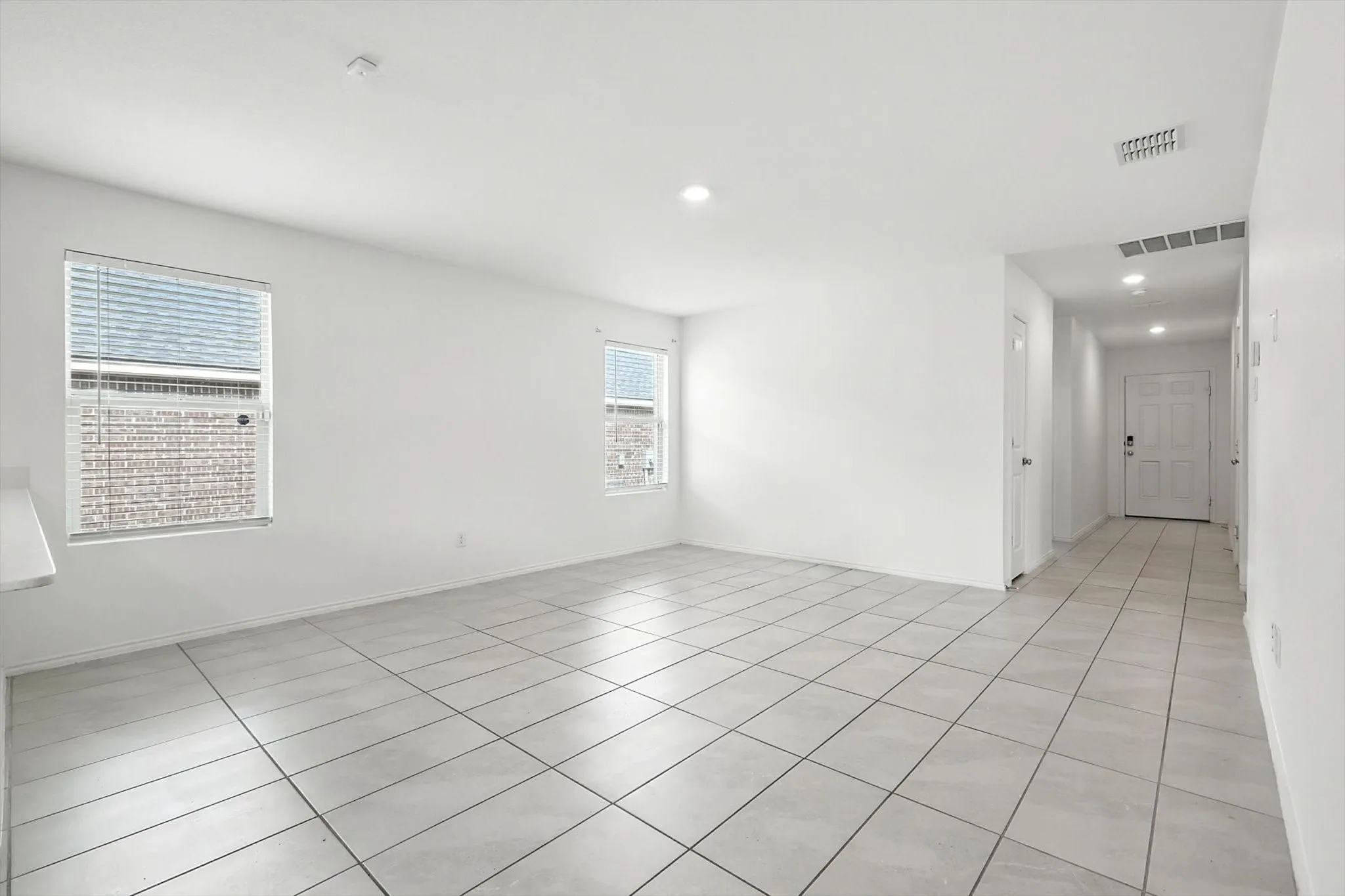 Single Family Residence For Rent in Dallas County , 1653 Bluff View Drive, Hutchins, Texas 75141, 3 Bedrooms, 2 Bathrooms, 2 Garage spaces, 1,325 Sqft, built in 2023, Price $2,200, mls#21339060, Real Estate Agent in Hutchins, Homes For Rent in Dallas county, Homes For Rent in Hutchins, Realtor in Hutchins Texas, Real Estate Brokerage Independent Realty Texas, Luminita Cordes Realtor