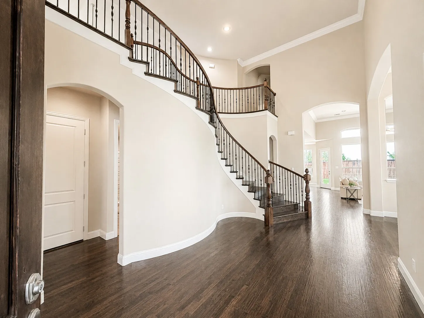 Single Family Residence For Sale in Denton County , 2689 Forest Breeze Drive, Frisco, Texas 75034, 5 Bedroom, 4 Bathroom, 3 Garage spaces, 4,051 Sqft, built in 2014, mls#21338749, Real Estate Agent in Frisco, Homes For Sale in Denton county, Homes For Sale in Frisco, Realtor in Frisco Texas, Real Estate Brokerage Independent Realty Texas, Luminita Cordes Realtor