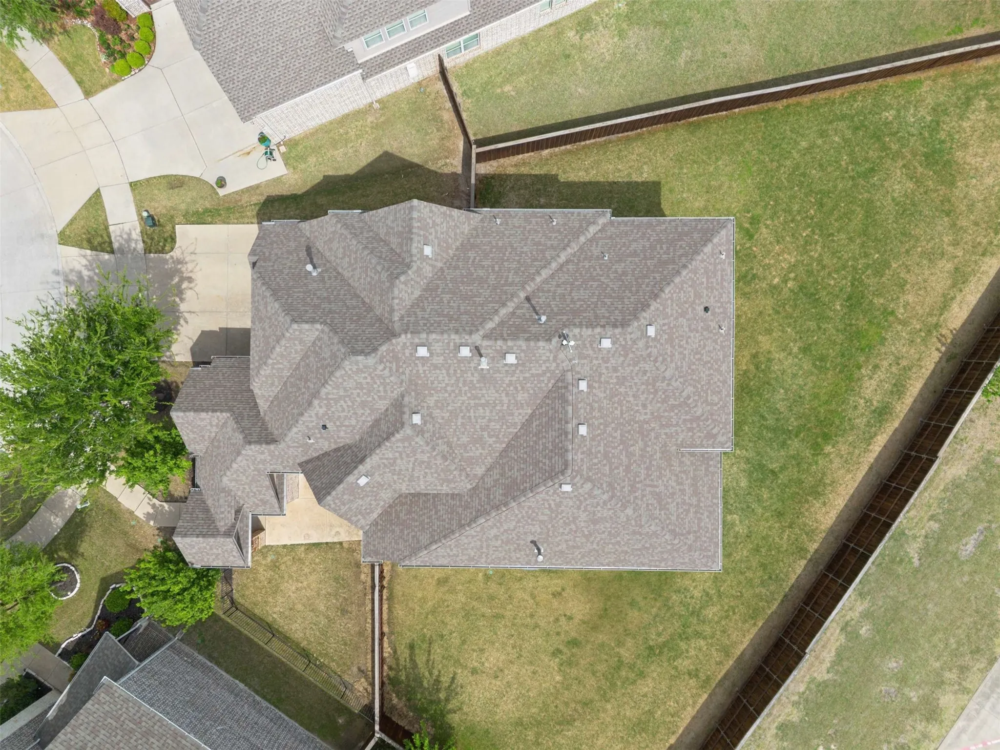 Single Family Residence For Sale in Denton County , 2689 Forest Breeze Drive, Frisco, Texas 75034, 5 Bedroom, 4 Bathroom, 3 Garage spaces, 4,051 Sqft, built in 2014, mls#21338749, Real Estate Agent in Frisco, Homes For Sale in Denton county, Homes For Sale in Frisco, Realtor in Frisco Texas, Real Estate Brokerage Independent Realty Texas, Luminita Cordes Realtor