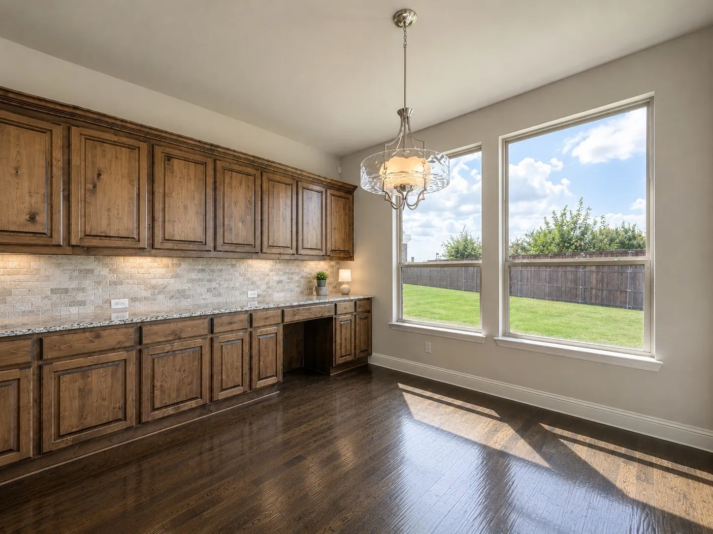 Single Family Residence For Sale in Denton County , 2689 Forest Breeze Drive, Frisco, Texas 75034, 5 Bedroom, 4 Bathroom, 3 Garage spaces, 4,051 Sqft, built in 2014, mls#21338749, Real Estate Agent in Frisco, Homes For Sale in Denton county, Homes For Sale in Frisco, Realtor in Frisco Texas, Real Estate Brokerage Independent Realty Texas, Luminita Cordes Realtor