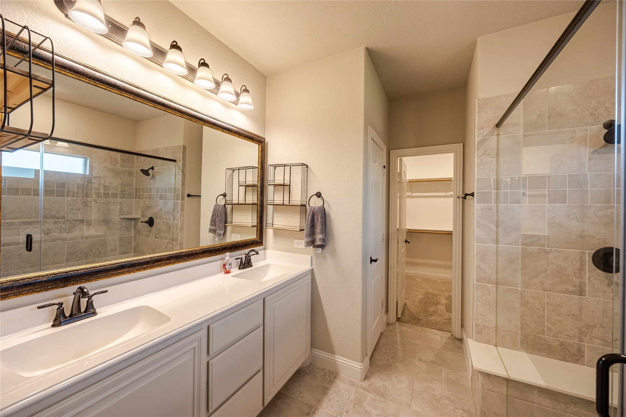 Single Family Residence For Sale in Rockwall County , 1519 Pisa Court, Mclendon Chisholm, Texas 75032, 5 Bedroom, 4 Bathroom, 3 Garage spaces, 3,261 Sqft, built in 2021, mls#21338681, Real Estate Agent in Mclendon Chisholm, Homes For Sale in Rockwall county, Homes For Sale in Mclendon Chisholm, Realtor in Mclendon Chisholm Texas, Real Estate Brokerage Independent Realty Texas, Luminita Cordes Realtor