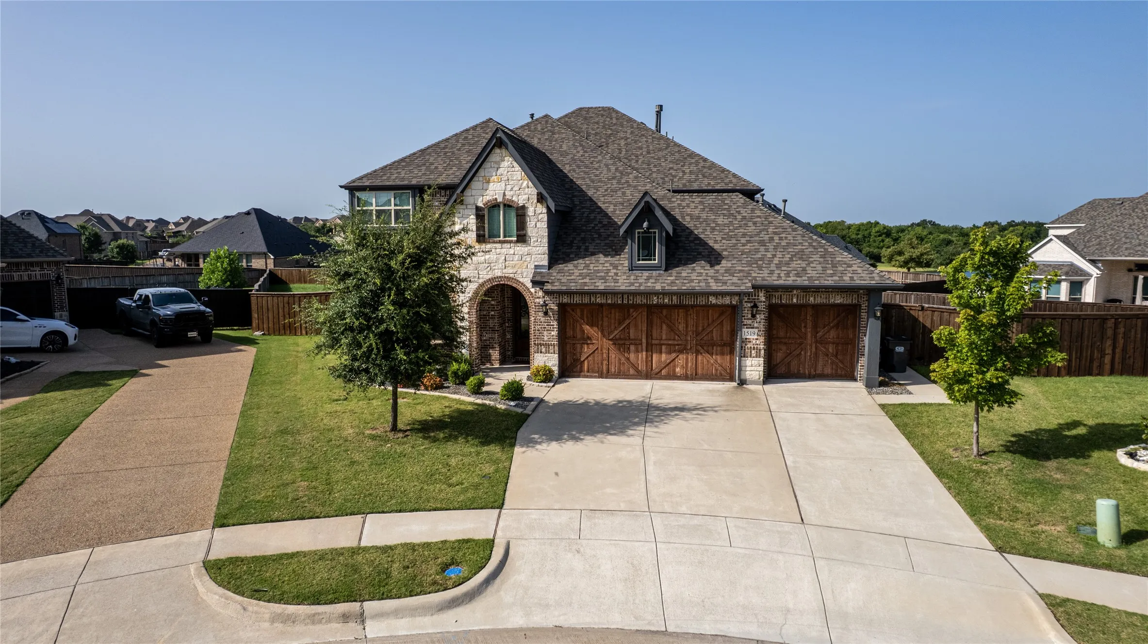Single Family Residence For Sale in Rockwall County , 1519 Pisa Court, Mclendon Chisholm, Texas 75032, 5 Bedroom, 4 Bathroom, 3 Garage spaces, 3,261 Sqft, built in 2021, mls#21338681, Real Estate Agent in Mclendon Chisholm, Homes For Sale in Rockwall county, Homes For Sale in Mclendon Chisholm, Realtor in Mclendon Chisholm Texas, Real Estate Brokerage Independent Realty Texas, Luminita Cordes Realtor