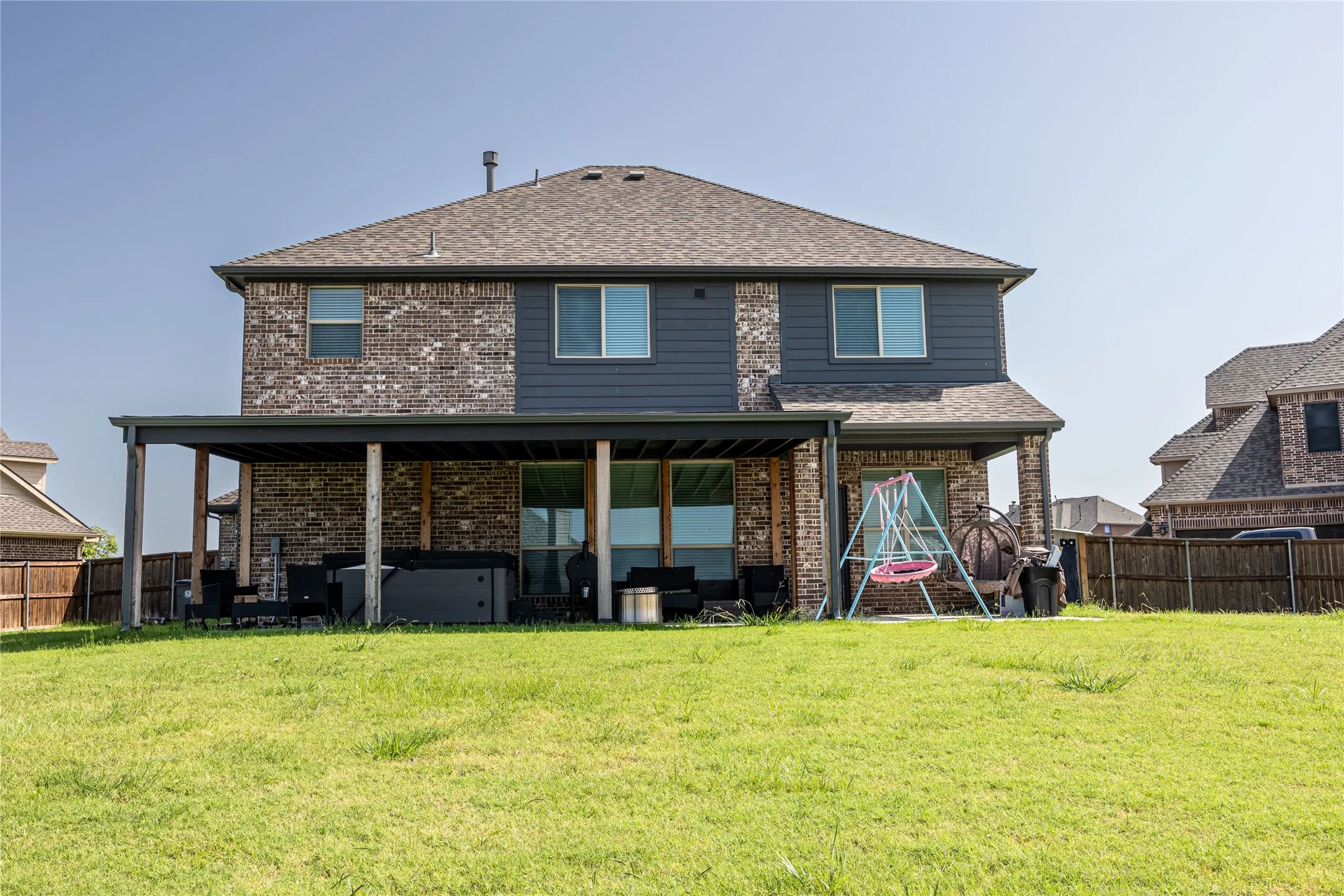 Single Family Residence For Sale in Rockwall County , 1519 Pisa Court, Mclendon Chisholm, Texas 75032, 5 Bedroom, 4 Bathroom, 3 Garage spaces, 3,261 Sqft, built in 2021, mls#21338681, Real Estate Agent in Mclendon Chisholm, Homes For Sale in Rockwall county, Homes For Sale in Mclendon Chisholm, Realtor in Mclendon Chisholm Texas, Real Estate Brokerage Independent Realty Texas, Luminita Cordes Realtor