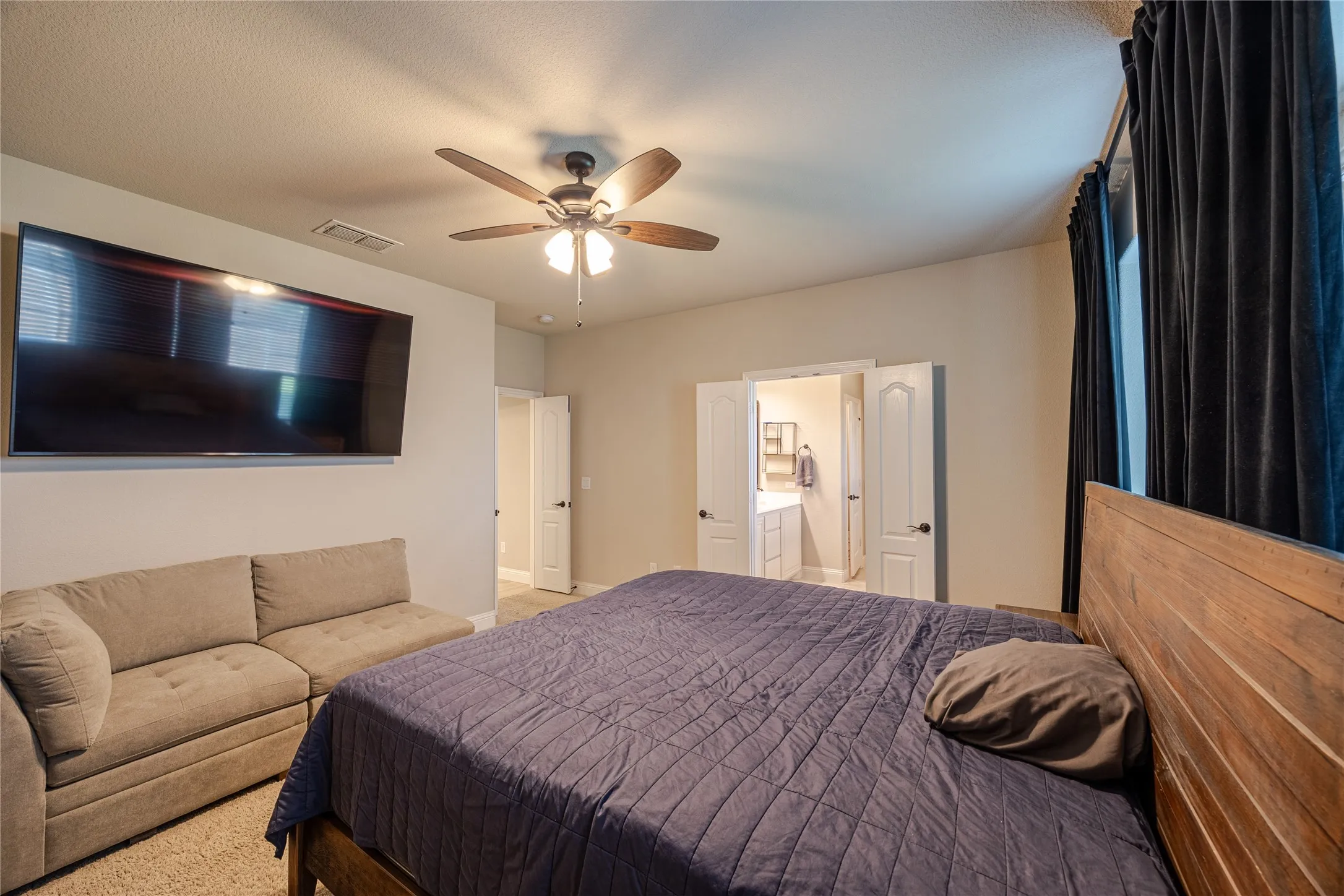 Single Family Residence For Sale in Rockwall County , 1519 Pisa Court, Mclendon Chisholm, Texas 75032, 5 Bedroom, 4 Bathroom, 3 Garage spaces, 3,261 Sqft, built in 2021, mls#21338681, Real Estate Agent in Mclendon Chisholm, Homes For Sale in Rockwall county, Homes For Sale in Mclendon Chisholm, Realtor in Mclendon Chisholm Texas, Real Estate Brokerage Independent Realty Texas, Luminita Cordes Realtor