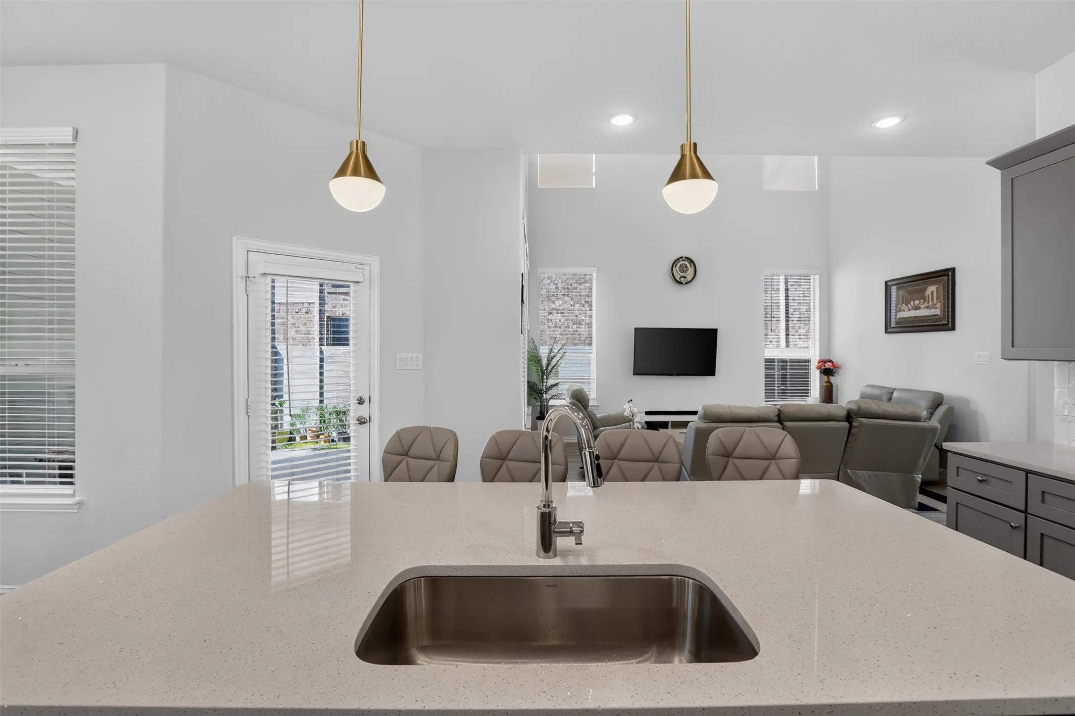 Single Family Residence For Sale in Dallas County , 3411 Scotsman Road, Sachse, Texas 75048, 4 Bedroom, 3 Bathroom, 2 Garage spaces, 2,194 Sqft, built in 2023, mls#21333962, Real Estate Agent in Sachse, Homes For Sale in Dallas county, Homes For Sale in Sachse, Realtor in Sachse Texas, Real Estate Brokerage Independent Realty Texas, Luminita Cordes Realtor