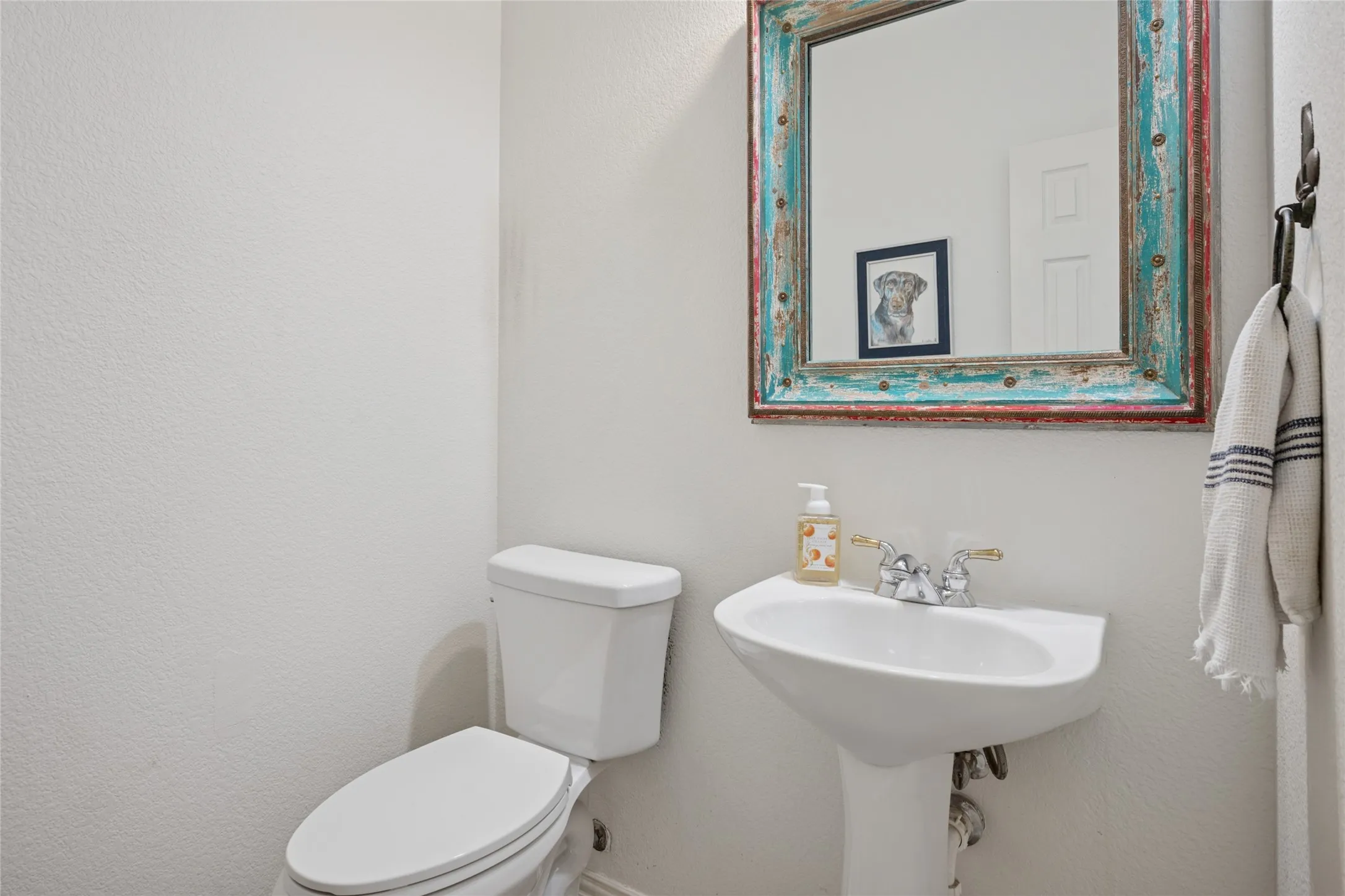 Single Family Residence For Sale in Tarrant County , 5224 Winterberry Court, Fort Worth, Texas 76244, 4 Bedroom, 3 Bathroom, 3 Garage spaces, 3,473 Sqft, built in 2004, Price $569,900, mls#21339065, Real Estate Agent in Fort Worth, Homes For Sale in Tarrant county, Homes For Sale in Fort Worth, Realtor in Fort Worth Texas, Real Estate Brokerage Independent Realty Texas, Luminita Cordes Realtor