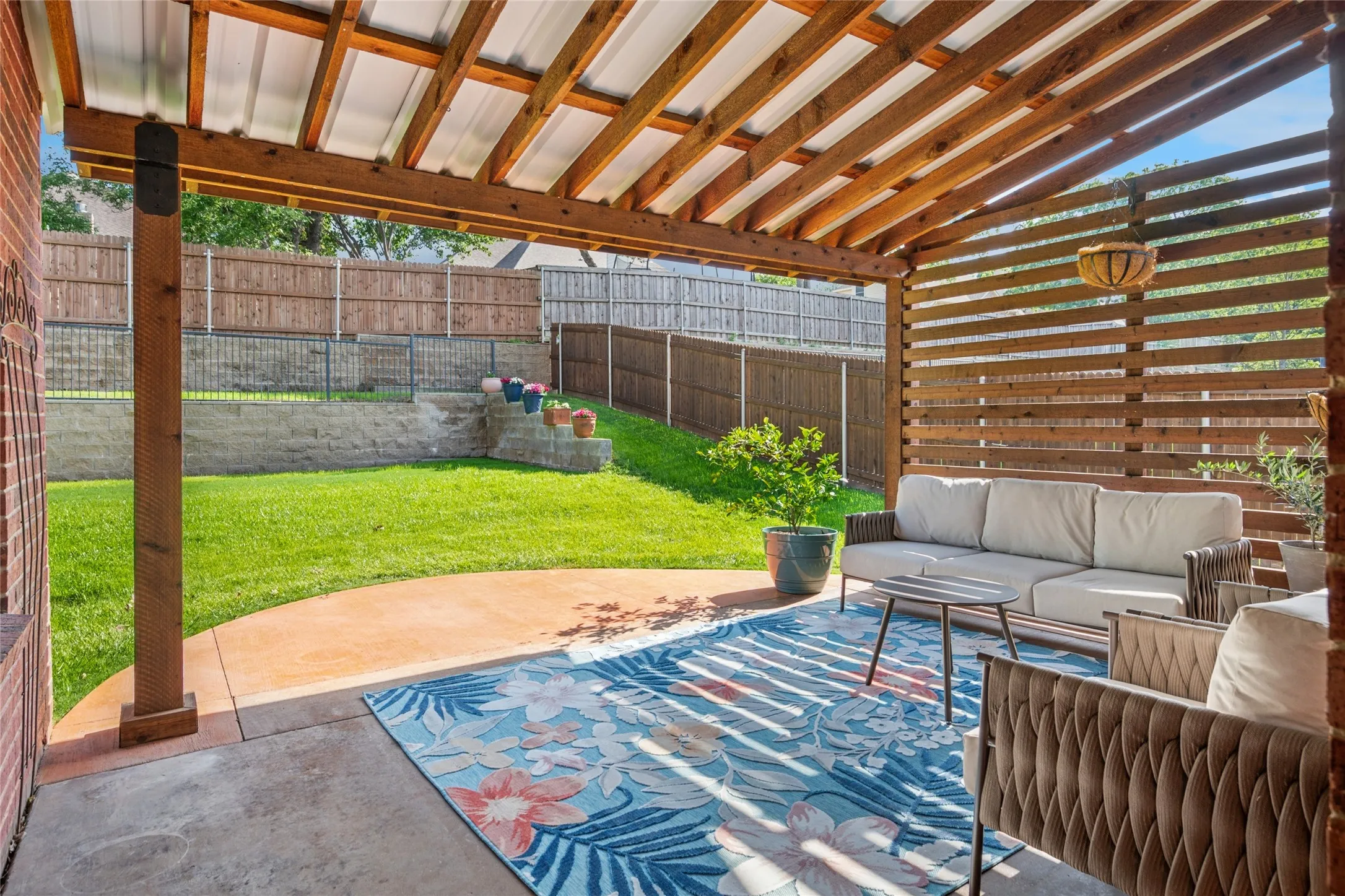 Single Family Residence For Sale in Tarrant County , 5224 Winterberry Court, Fort Worth, Texas 76244, 4 Bedroom, 3 Bathroom, 3 Garage spaces, 3,473 Sqft, built in 2004, Price $569,900, mls#21339065, Real Estate Agent in Fort Worth, Homes For Sale in Tarrant county, Homes For Sale in Fort Worth, Realtor in Fort Worth Texas, Real Estate Brokerage Independent Realty Texas, Luminita Cordes Realtor