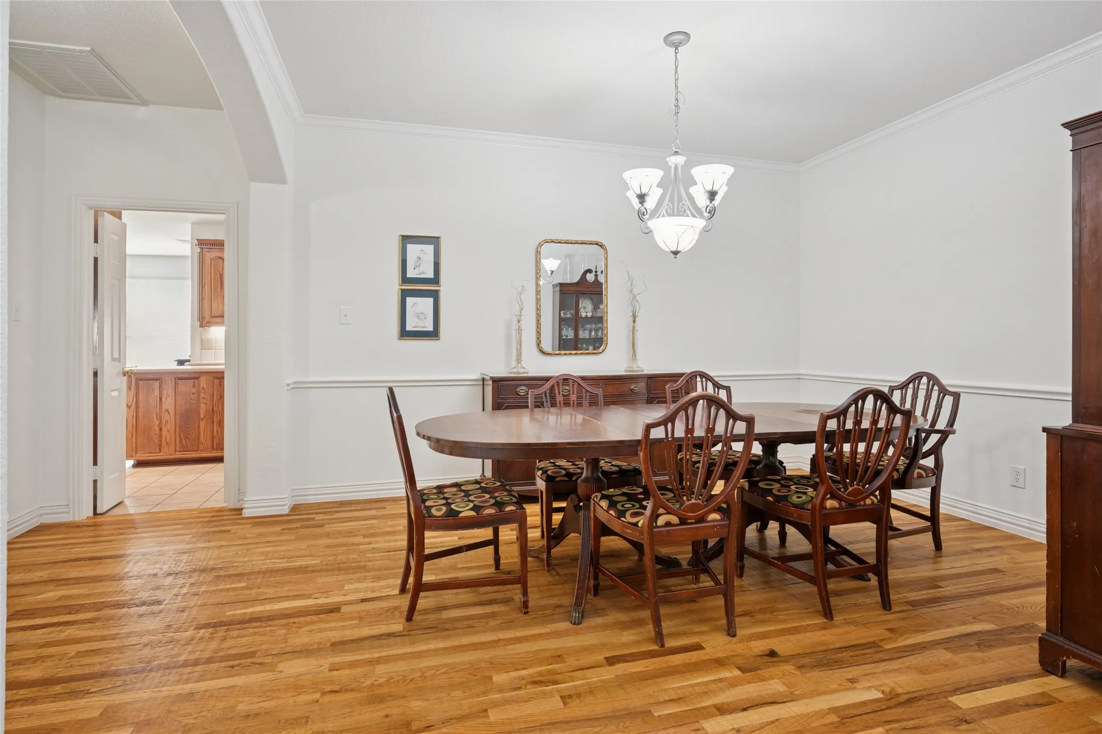 Single Family Residence For Sale in Tarrant County , 5224 Winterberry Court, Fort Worth, Texas 76244, 4 Bedroom, 3 Bathroom, 3 Garage spaces, 3,473 Sqft, built in 2004, Price $569,900, mls#21339065, Real Estate Agent in Fort Worth, Homes For Sale in Tarrant county, Homes For Sale in Fort Worth, Realtor in Fort Worth Texas, Real Estate Brokerage Independent Realty Texas, Luminita Cordes Realtor