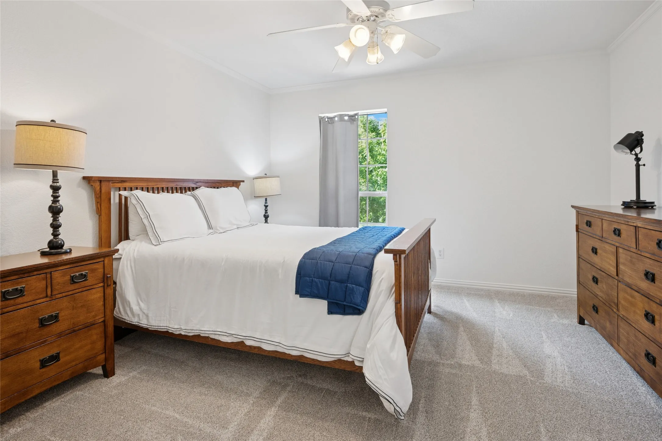 Single Family Residence For Sale in Tarrant County , 5224 Winterberry Court, Fort Worth, Texas 76244, 4 Bedroom, 3 Bathroom, 3 Garage spaces, 3,473 Sqft, built in 2004, Price $569,900, mls#21339065, Real Estate Agent in Fort Worth, Homes For Sale in Tarrant county, Homes For Sale in Fort Worth, Realtor in Fort Worth Texas, Real Estate Brokerage Independent Realty Texas, Luminita Cordes Realtor