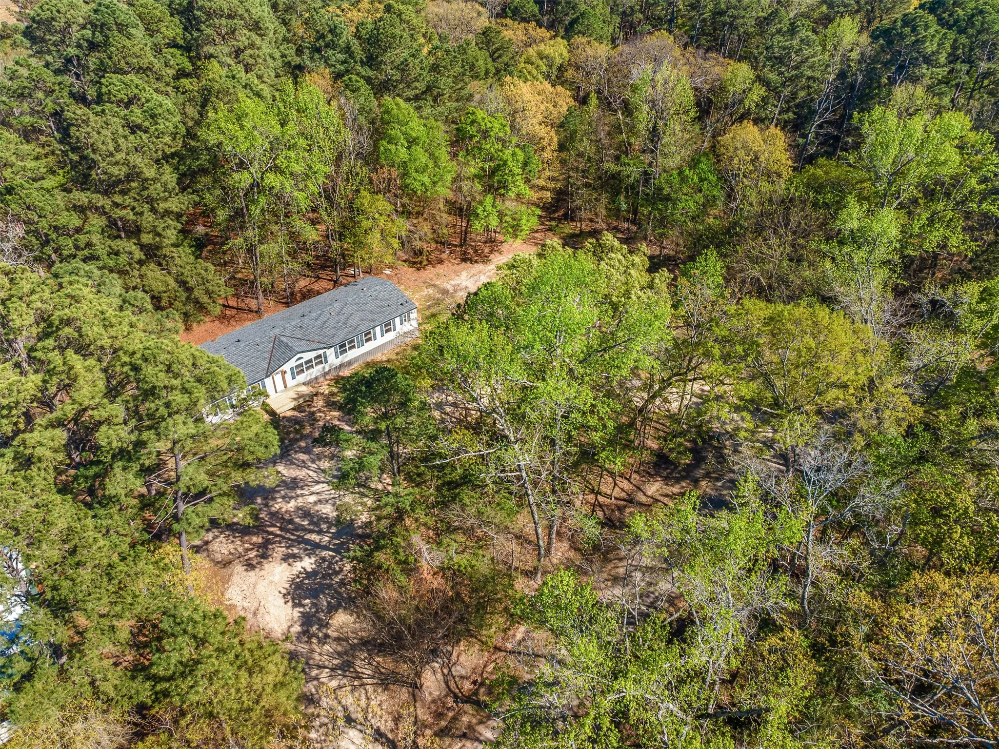 Mobile Home For Sale in Franklin (TX) County , 180 SE County Road 4275, Mount Vernon, Texas 76384, 4 Bedroom, 3 Bathroom, Garage spaces, 2,128 Sqft, built in 2004, mls#21339048, Real Estate Agent in Mount Vernon, Homes For Sale in Franklin (TX) county, Homes For Sale in Mount Vernon, Realtor in Mount Vernon Texas, Real Estate Brokerage Independent Realty Texas, Luminita Cordes Realtor