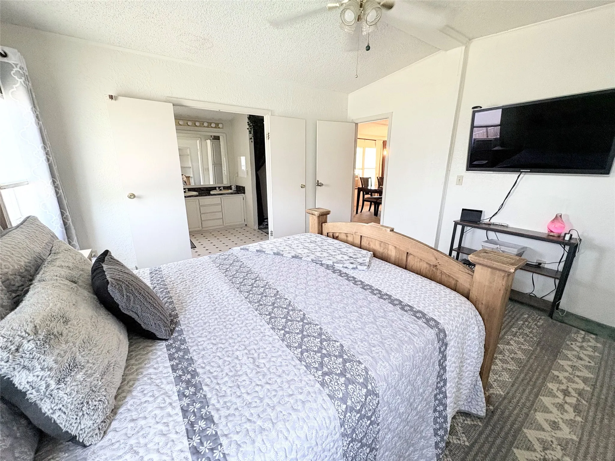 Mobile Home For Sale in Eastland County , 606 W 16th Street, Cisco, Texas 76437, 3 Bedroom, 2 Bathroom, Garage spaces, 1,512 Sqft, built in 1995, mls#21339078, Real Estate Agent in Cisco, Homes For Sale in Eastland county, Homes For Sale in Cisco, Realtor in Cisco Texas, Real Estate Brokerage Independent Realty Texas, Luminita Cordes Realtor