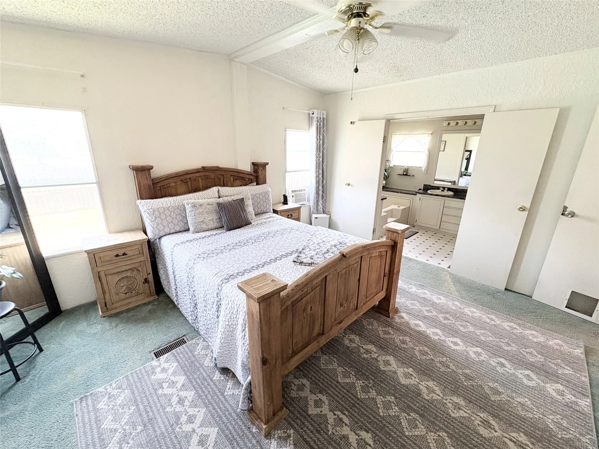 Mobile Home For Sale in Eastland County , 606 W 16th Street, Cisco, Texas 76437, 3 Bedroom, 2 Bathroom, Garage spaces, 1,512 Sqft, built in 1995, mls#21339078, Real Estate Agent in Cisco, Homes For Sale in Eastland county, Homes For Sale in Cisco, Realtor in Cisco Texas, Real Estate Brokerage Independent Realty Texas, Luminita Cordes Realtor