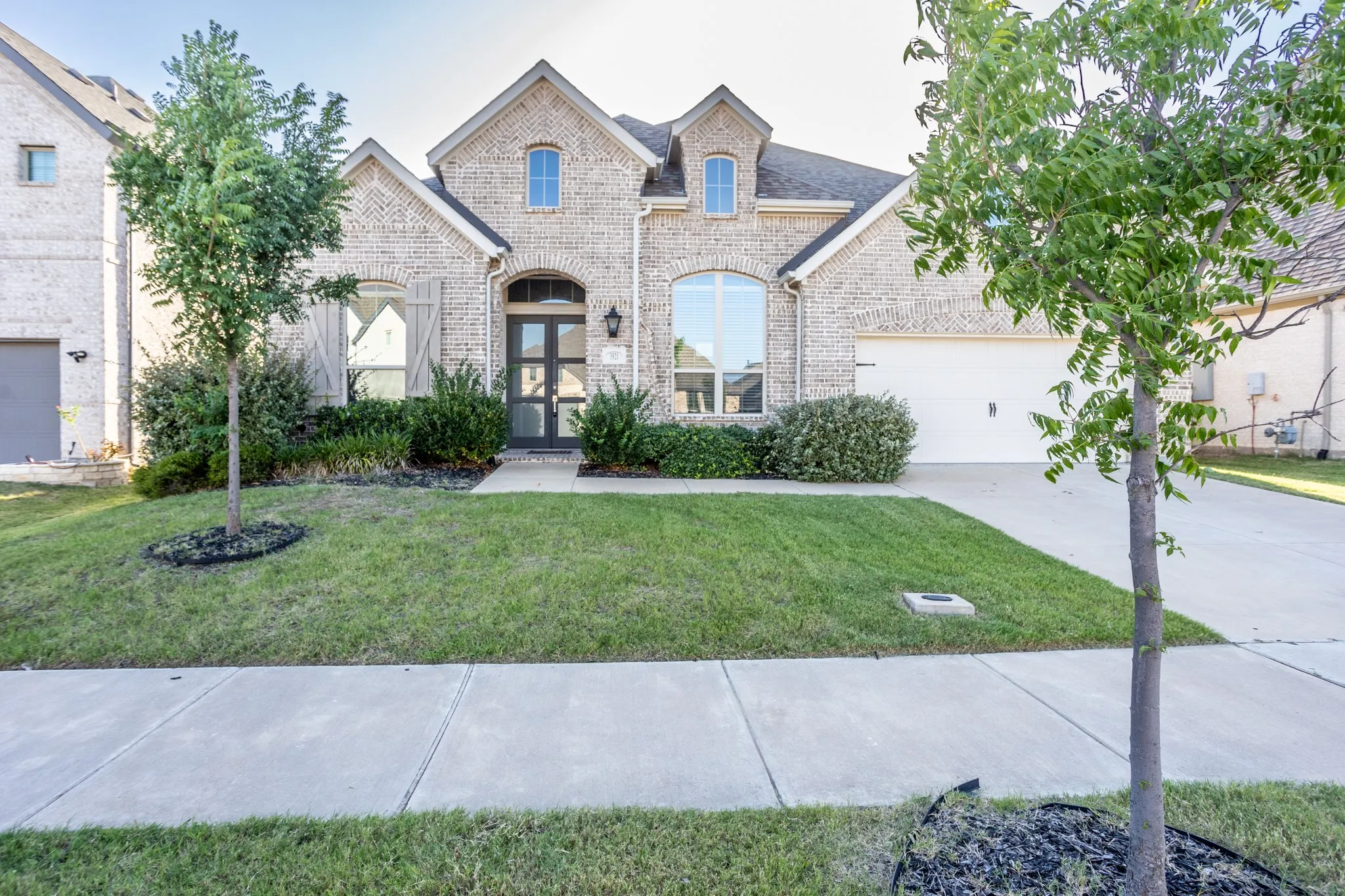 Single Family Residence For Sale in Collin County , 3521 Abingdon Avenue, Melissa, Texas 75454, 4 Bedroom, 4 Bathroom, 3 Garage spaces, 3,061 Sqft, built in 2022, mls#21339071, Real Estate Agent in Melissa, Homes For Sale in Collin county, Homes For Sale in Melissa, Realtor in Melissa Texas, Real Estate Brokerage Independent Realty Texas, Luminita Cordes Realtor