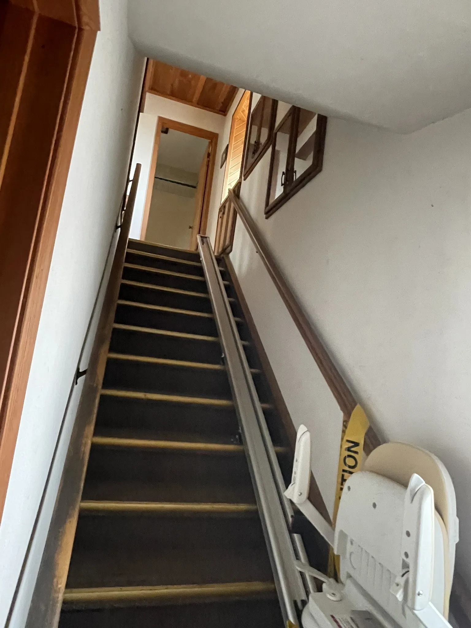 Single Family Residence For Sale in Parker County , 296 E Bluff Springs Road, Fort Worth, Texas 76108, 3 Bedroom, 2 Bathroom, 10 Garage spaces, 1,404 Sqft, built in 1983, mls#21339077, Real Estate Agent in Fort Worth, Homes For Sale in Parker county, Homes For Sale in Fort Worth, Realtor in Fort Worth Texas, Real Estate Brokerage Independent Realty Texas, Luminita Cordes Realtor