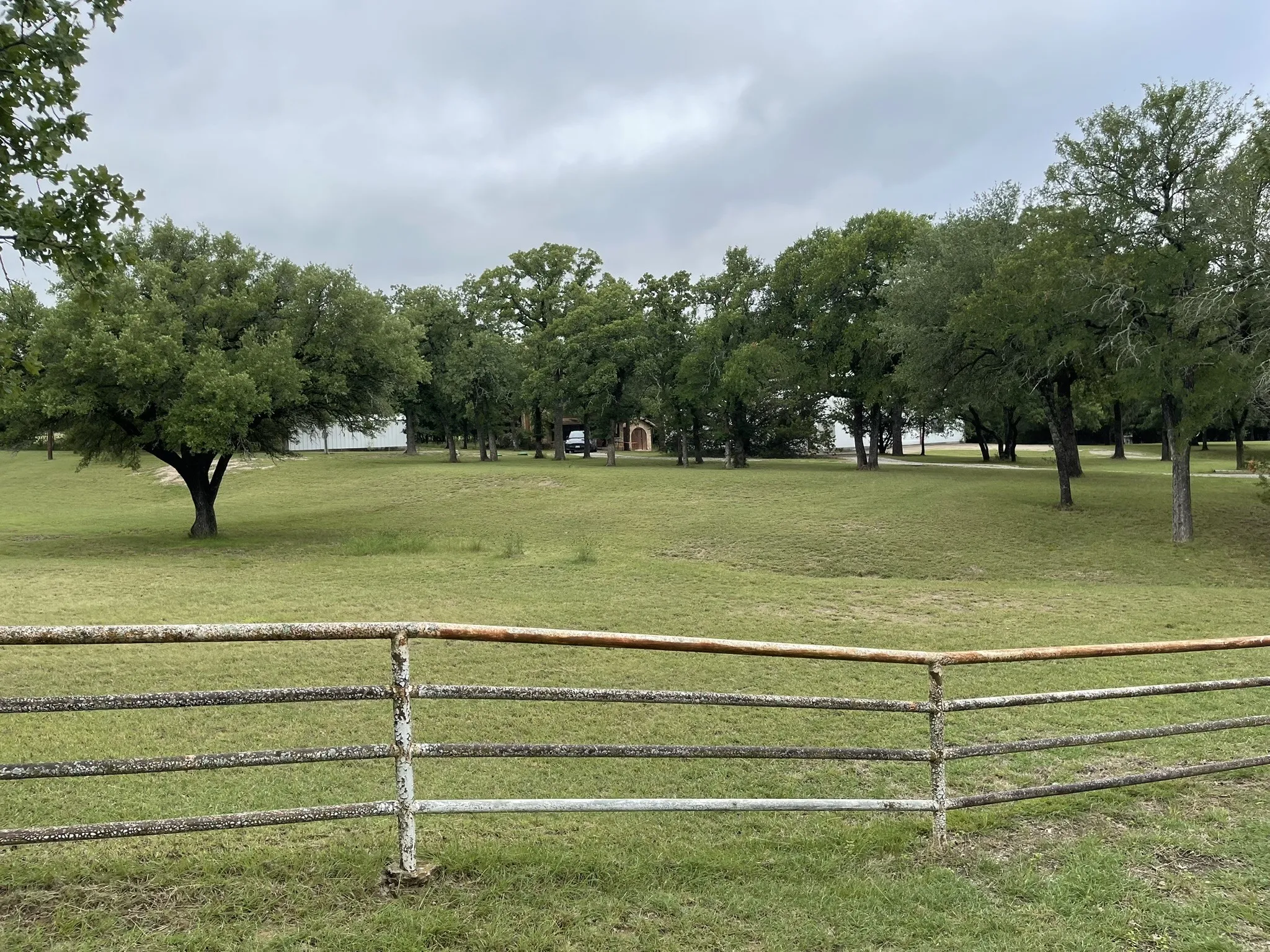 Single Family Residence For Sale in Parker County , 296 E Bluff Springs Road, Fort Worth, Texas 76108, 3 Bedroom, 2 Bathroom, 10 Garage spaces, 1,404 Sqft, built in 1983, mls#21339077, Real Estate Agent in Fort Worth, Homes For Sale in Parker county, Homes For Sale in Fort Worth, Realtor in Fort Worth Texas, Real Estate Brokerage Independent Realty Texas, Luminita Cordes Realtor