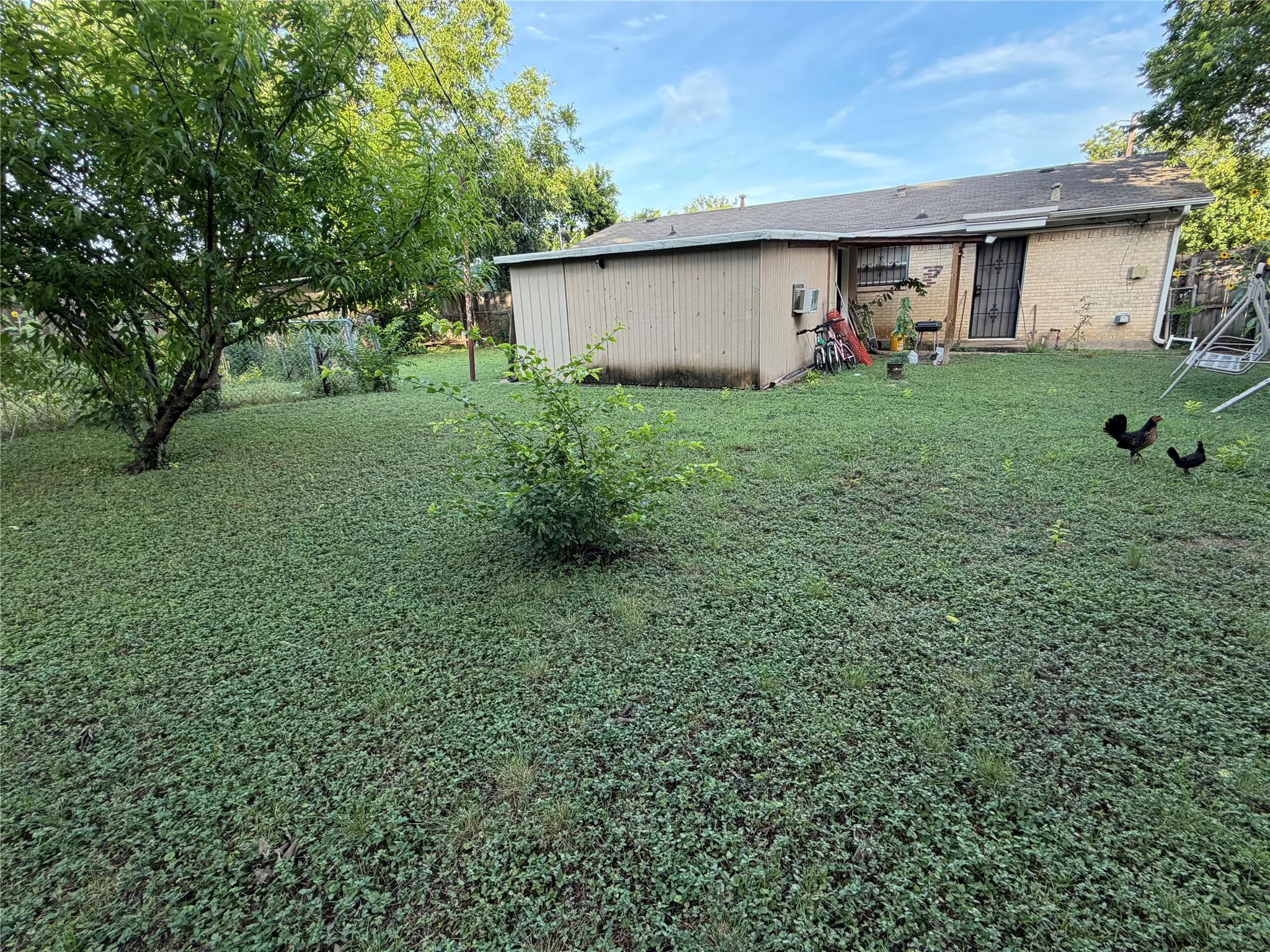 Single Family Residence For Sale in Dallas County , 2329 Clover Ridge Drive, Dallas, Texas 75216, 3 Bedrooms, 1 Bathroom, 1 Garage spaces, 1,080 Sqft, built in 1959, Price $180,000, mls#21336872, Real Estate Agent in Dallas, Homes For Sale in Dallas county, Homes For Sale in Dallas, Realtor in Dallas Texas, Real Estate Brokerage Independent Realty Texas, Luminita Cordes Realtor