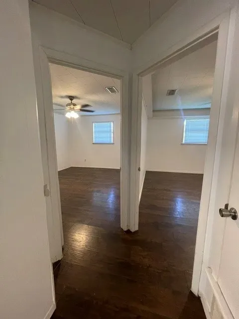 Single Family Residence For Rent in Rockwall County , 403 Live Oak Street, Royse City, Texas 75189, 2 Bedroom, 1 Bathroom, 1 Garage spaces, 1,152 Sqft, built in 1982, mls#21339109, Real Estate Agent in Royse City, Homes For Rent in Rockwall county, Homes For Rent in Royse City, Realtor in Royse City Texas, Real Estate Brokerage Independent Realty Texas, Luminita Cordes Realtor