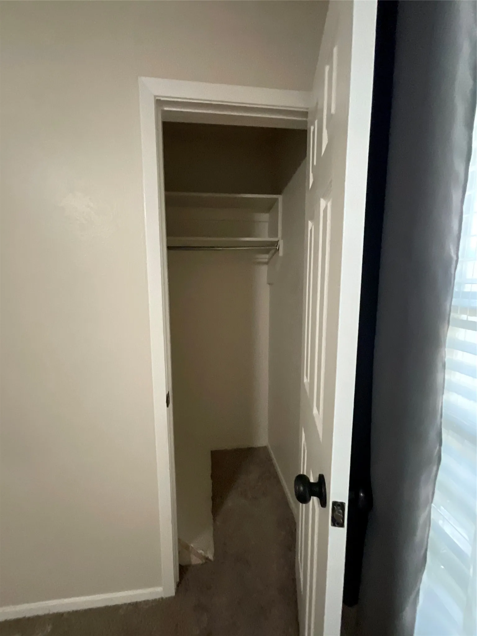 Single Family Residence For Sale in Dallas County , 2332 Abbington Lane, Grand Prairie, Texas 75052, 4 Bedroom, 3 Bathroom, 2 Garage spaces, 2,330 Sqft, built in 1985, mls#21339129, Real Estate Agent in Grand Prairie, Homes For Sale in Dallas county, Homes For Sale in Grand Prairie, Realtor in Grand Prairie Texas, Real Estate Brokerage Independent Realty Texas, Luminita Cordes Realtor