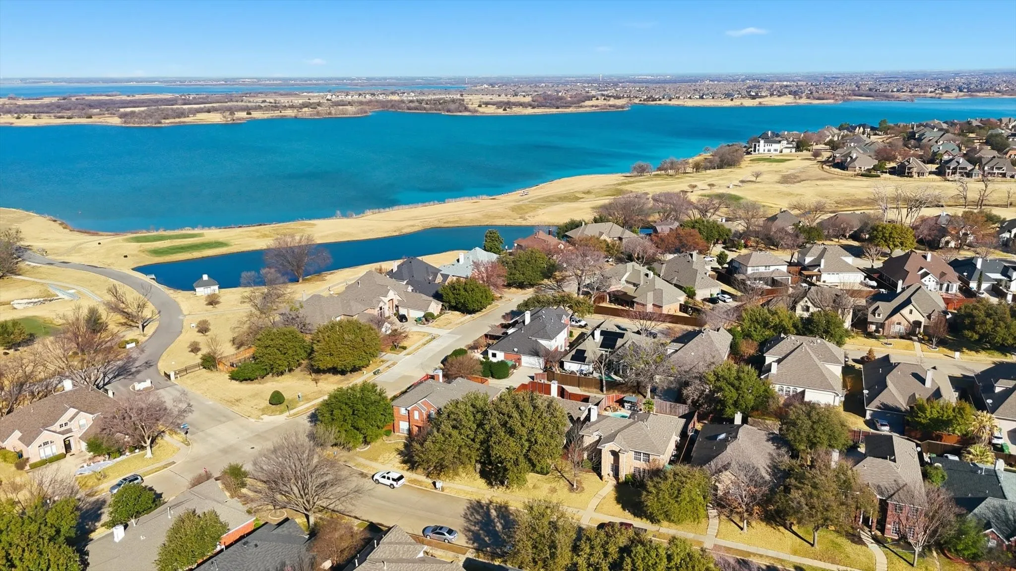 Single Family Residence For Sale in Denton County , 3704 Cottonwood Springs Drive, The Colony, Texas 75056, 4 Bedroom, 2 Bathroom, 2 Garage spaces, 2,043 Sqft, built in 1996, mls#21339134, Real Estate Agent in The Colony, Homes For Sale in Denton county, Homes For Sale in The Colony, Realtor in The Colony Texas, Real Estate Brokerage Independent Realty Texas, Luminita Cordes Realtor
