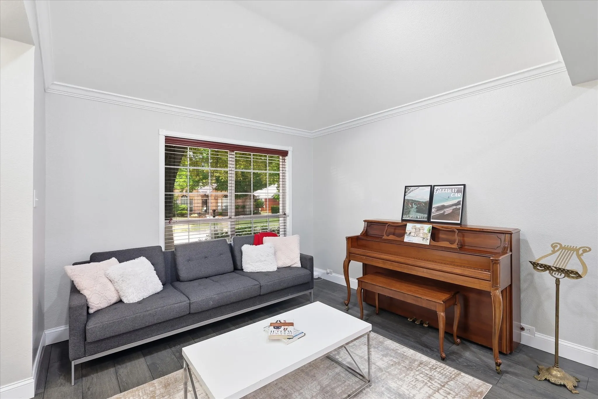 Front formal living area