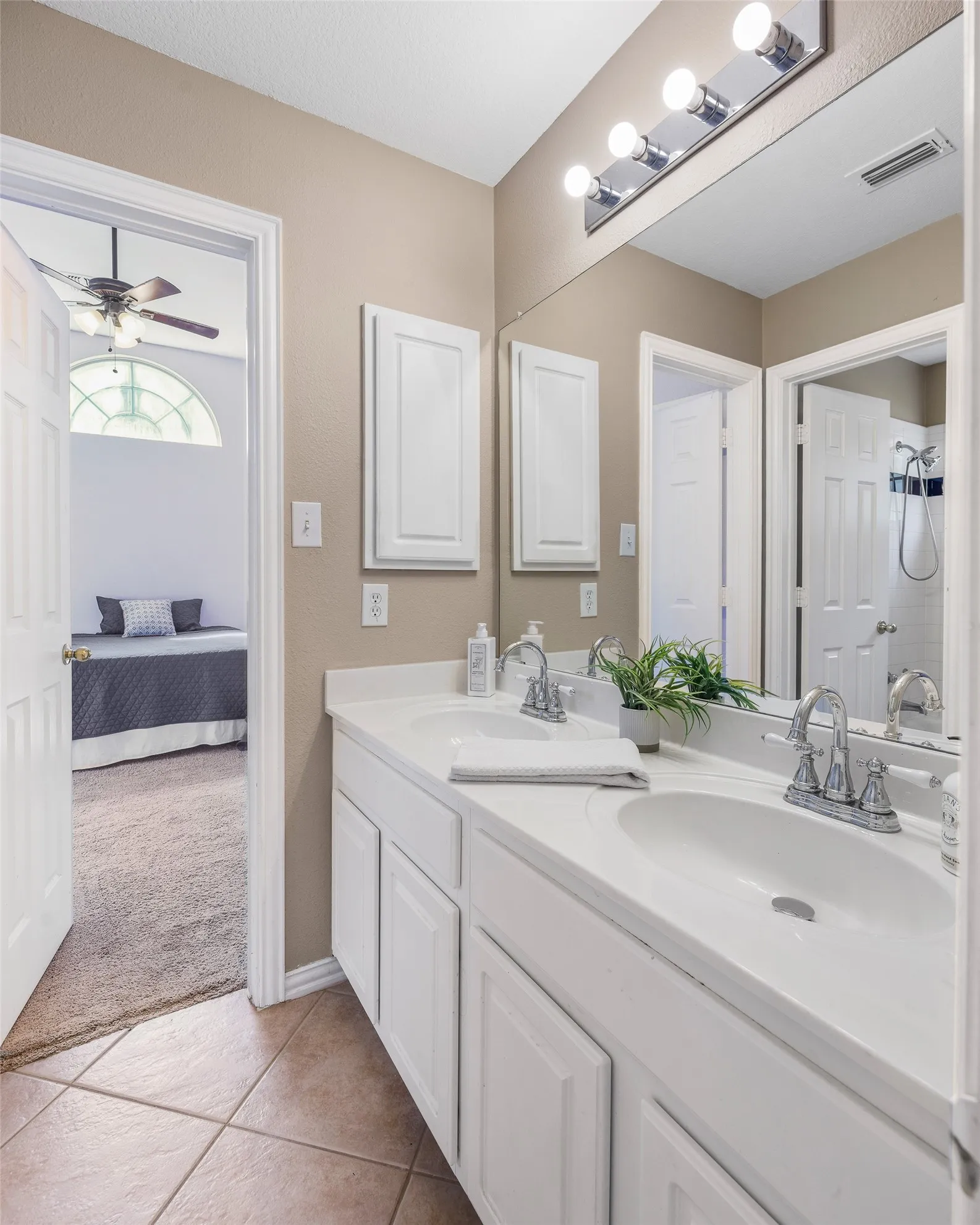 Single Family Residence For Sale in Collin County , 408 San Mateo Drive, Allen, Texas 75013, 6 Bedroom, 4 Bathroom, 2 Garage spaces, 3,273 Sqft, built in 1996, mls#21339111, Real Estate Agent in Allen, Homes For Sale in Collin county, Homes For Sale in Allen, Realtor in Allen Texas, Real Estate Brokerage Independent Realty Texas, Luminita Cordes Realtor