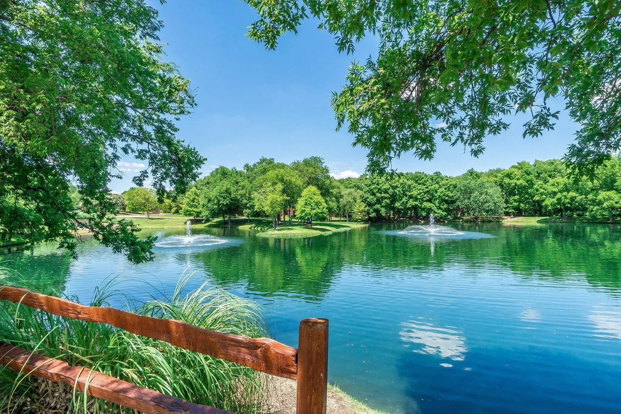Single Family Residence For Sale in Collin County , 408 San Mateo Drive, Allen, Texas 75013, 6 Bedroom, 4 Bathroom, 2 Garage spaces, 3,273 Sqft, built in 1996, mls#21339111, Real Estate Agent in Allen, Homes For Sale in Collin county, Homes For Sale in Allen, Realtor in Allen Texas, Real Estate Brokerage Independent Realty Texas, Luminita Cordes Realtor