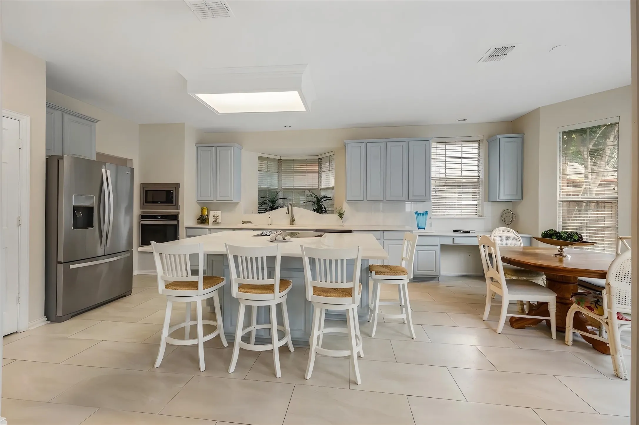 Single Family Residence For Sale in Collin County , 408 San Mateo Drive, Allen, Texas 75013, 6 Bedroom, 4 Bathroom, 2 Garage spaces, 3,273 Sqft, built in 1996, mls#21339111, Real Estate Agent in Allen, Homes For Sale in Collin county, Homes For Sale in Allen, Realtor in Allen Texas, Real Estate Brokerage Independent Realty Texas, Luminita Cordes Realtor