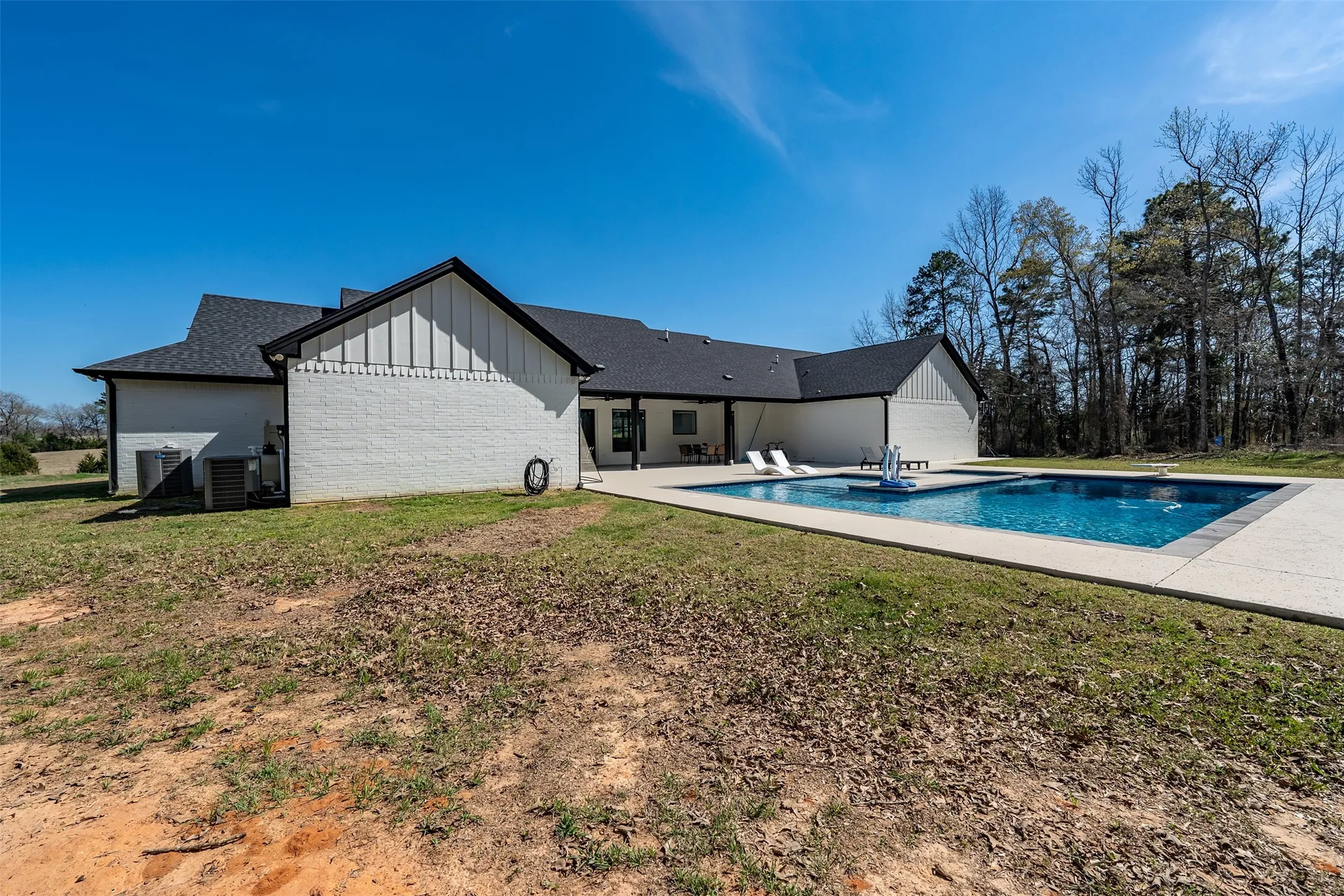 Farm For Sale in Cherokee County , 192 Cr 4707, Troup, Texas 75789, 4 Bedrooms, 3 Bathrooms, 2 Garage spaces, 3,058 Sqft, built in 2022, Price $1,095,000, mls#21336313, Real Estate Agent in Troup, Homes For Sale in Cherokee county, Homes For Sale in Troup, Realtor in Troup Texas, Real Estate Brokerage Independent Realty Texas, Luminita Cordes Realtor