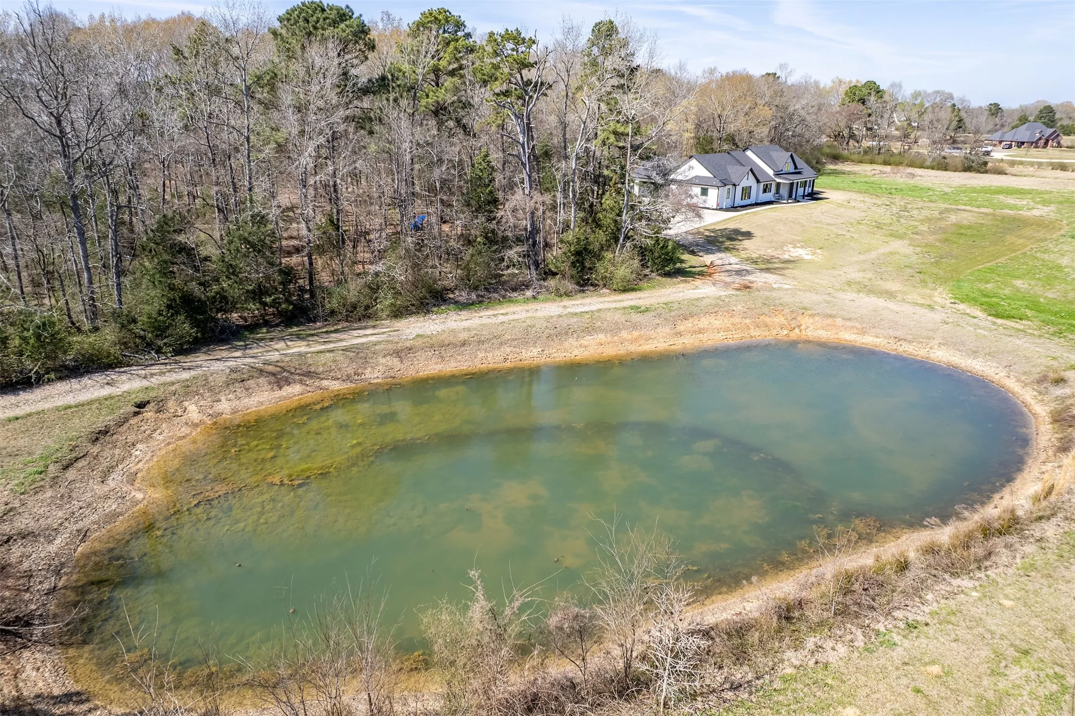 Farm For Sale in Cherokee County , 192 Cr 4707, Troup, Texas 75789, 4 Bedrooms, 3 Bathrooms, 2 Garage spaces, 3,058 Sqft, built in 2022, Price $1,095,000, mls#21336313, Real Estate Agent in Troup, Homes For Sale in Cherokee county, Homes For Sale in Troup, Realtor in Troup Texas, Real Estate Brokerage Independent Realty Texas, Luminita Cordes Realtor
