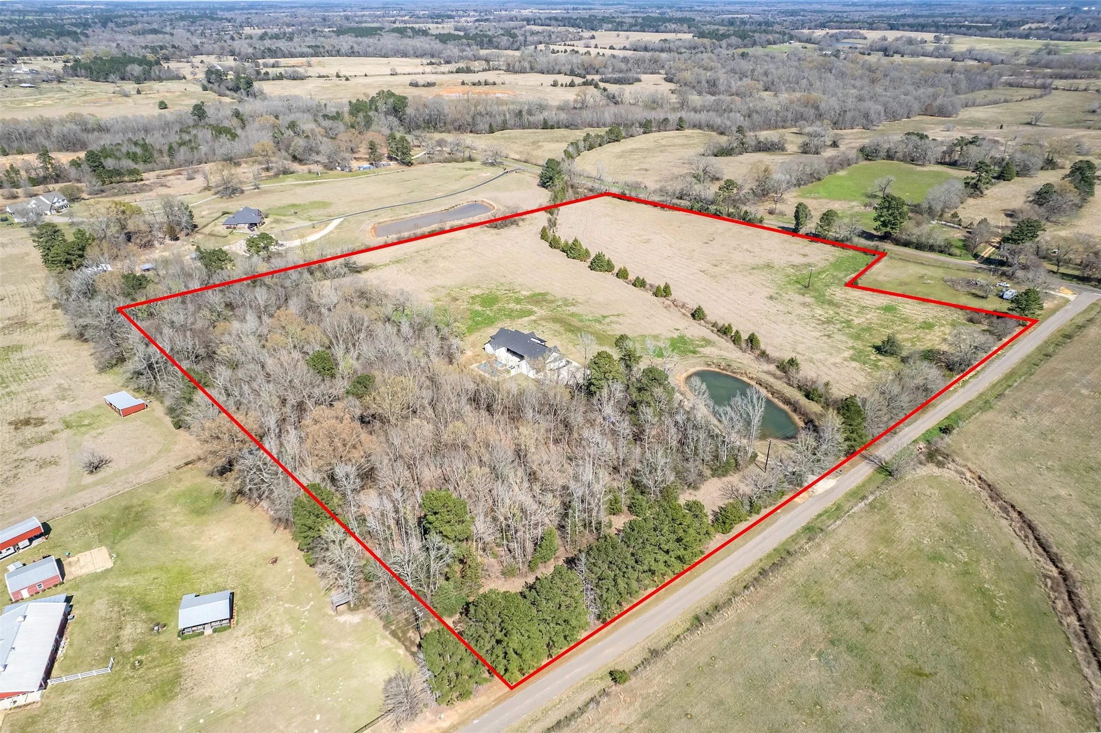 Farm For Sale in Cherokee County , 192 Cr 4707, Troup, Texas 75789, 4 Bedrooms, 3 Bathrooms, 2 Garage spaces, 3,058 Sqft, built in 2022, Price $1,095,000, mls#21336313, Real Estate Agent in Troup, Homes For Sale in Cherokee county, Homes For Sale in Troup, Realtor in Troup Texas, Real Estate Brokerage Independent Realty Texas, Luminita Cordes Realtor