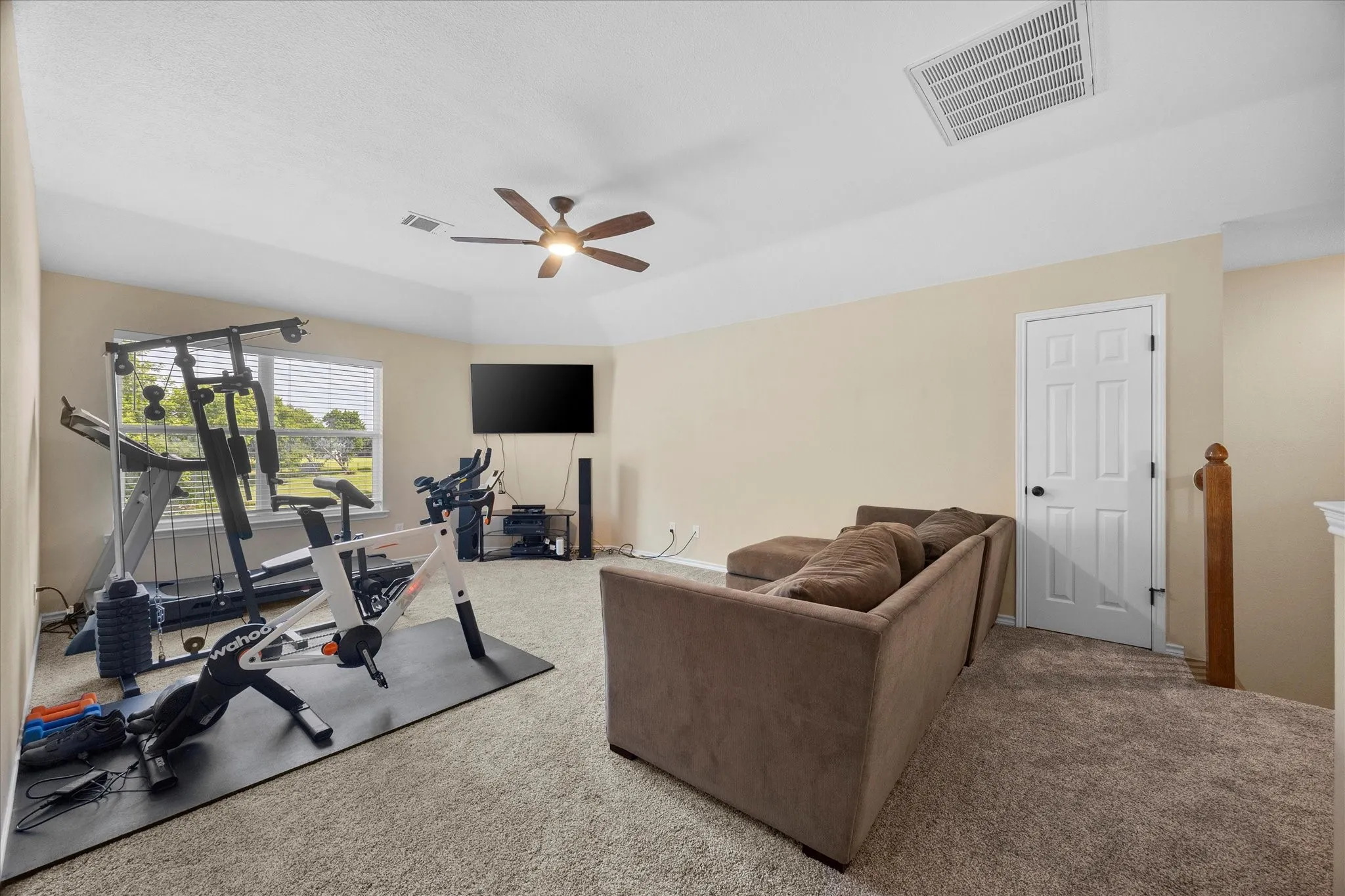 Single Family Residence For Sale in Collin County , 1709 Rushing Way, Wylie, Texas 75098, 3 Bedroom, 3 Bathroom, 2 Garage spaces, 2,137 Sqft, built in 2003, mls#21339142, Real Estate Agent in Wylie, Homes For Sale in Collin county, Homes For Sale in Wylie, Realtor in Wylie Texas, Real Estate Brokerage Independent Realty Texas, Luminita Cordes Realtor