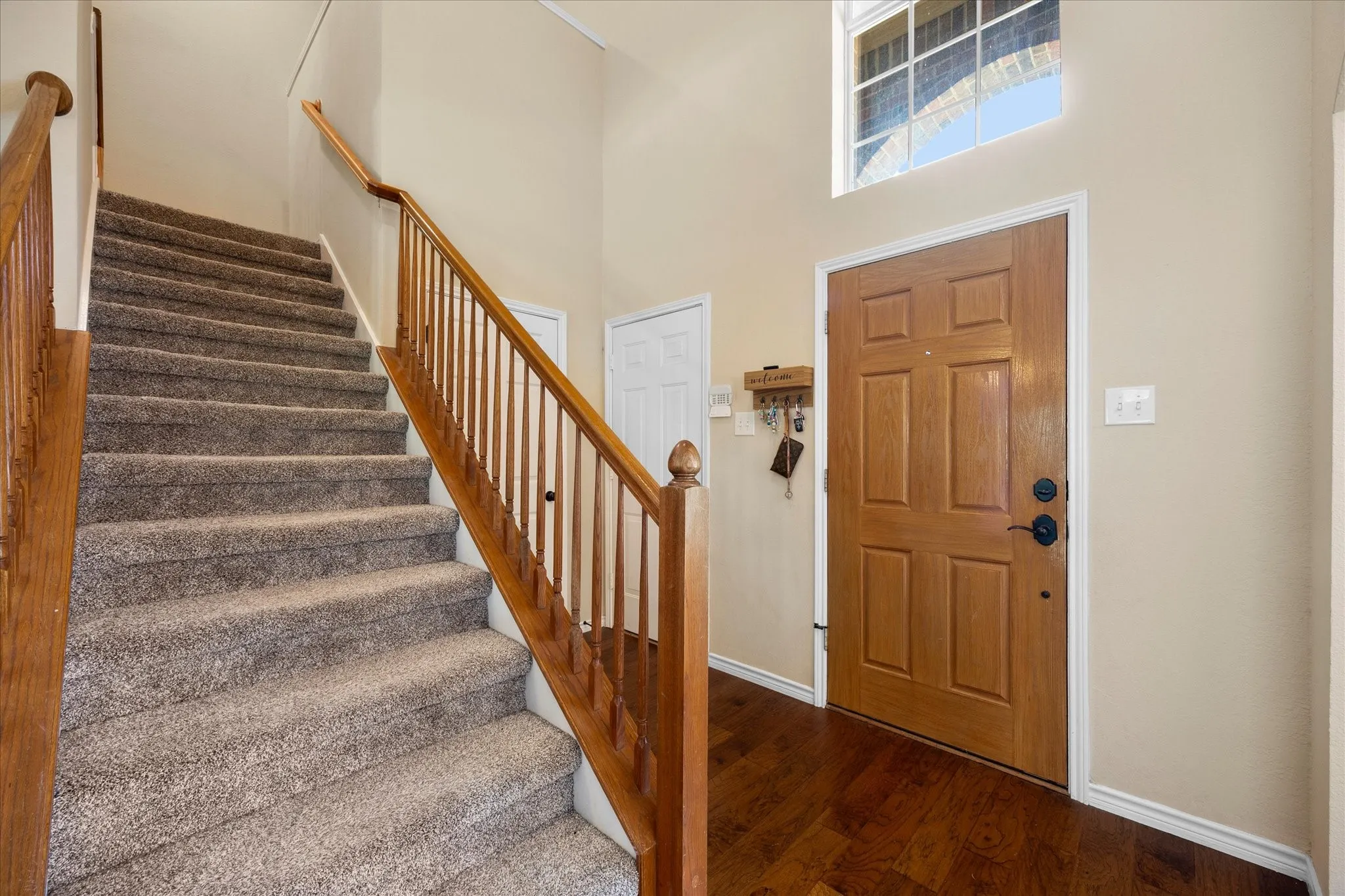 Single Family Residence For Sale in Collin County , 1709 Rushing Way, Wylie, Texas 75098, 3 Bedroom, 3 Bathroom, 2 Garage spaces, 2,137 Sqft, built in 2003, mls#21339142, Real Estate Agent in Wylie, Homes For Sale in Collin county, Homes For Sale in Wylie, Realtor in Wylie Texas, Real Estate Brokerage Independent Realty Texas, Luminita Cordes Realtor
