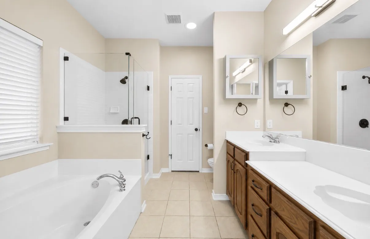 Single Family Residence For Sale in Collin County , 1709 Rushing Way, Wylie, Texas 75098, 3 Bedroom, 3 Bathroom, 2 Garage spaces, 2,137 Sqft, built in 2003, mls#21339142, Real Estate Agent in Wylie, Homes For Sale in Collin county, Homes For Sale in Wylie, Realtor in Wylie Texas, Real Estate Brokerage Independent Realty Texas, Luminita Cordes Realtor