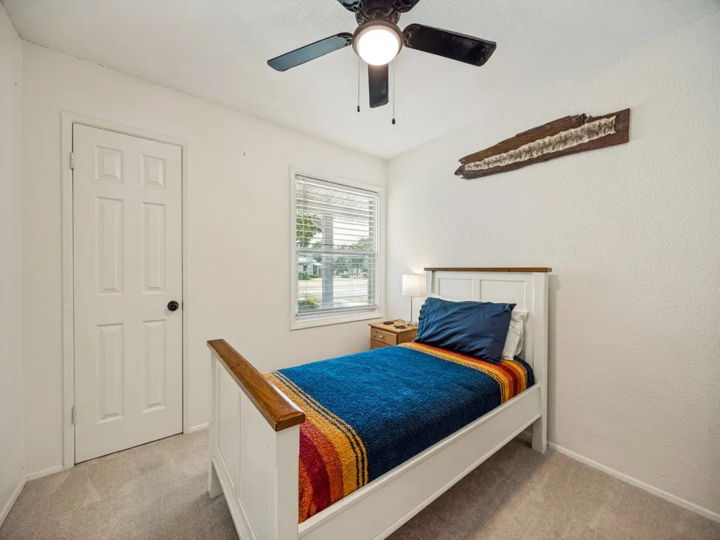 Single Family Residence For Sale in Dallas County , 922 Forreston Drive, Richardson, Texas 75080, 3 Bedroom, 2 Bathroom, 2 Garage spaces, 1,322 Sqft, built in 1963, mls#21336863, Real Estate Agent in Richardson, Homes For Sale in Dallas county, Homes For Sale in Richardson, Realtor in Richardson Texas, Real Estate Brokerage Independent Realty Texas, Luminita Cordes Realtor
