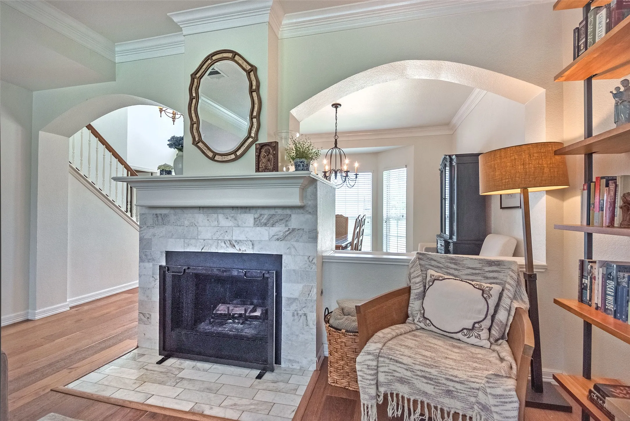 Single Family Residence For Sale in Denton County , 3922 Rolling Oaks Drive, Carrollton, Texas 75007, 4 Bedroom, 3 Bathroom, 2 Garage spaces, 2,498 Sqft, built in 1998, mls#21339095, Real Estate Agent in Carrollton, Homes For Sale in Denton county, Homes For Sale in Carrollton, Realtor in Carrollton Texas, Real Estate Brokerage Independent Realty Texas, Luminita Cordes Realtor