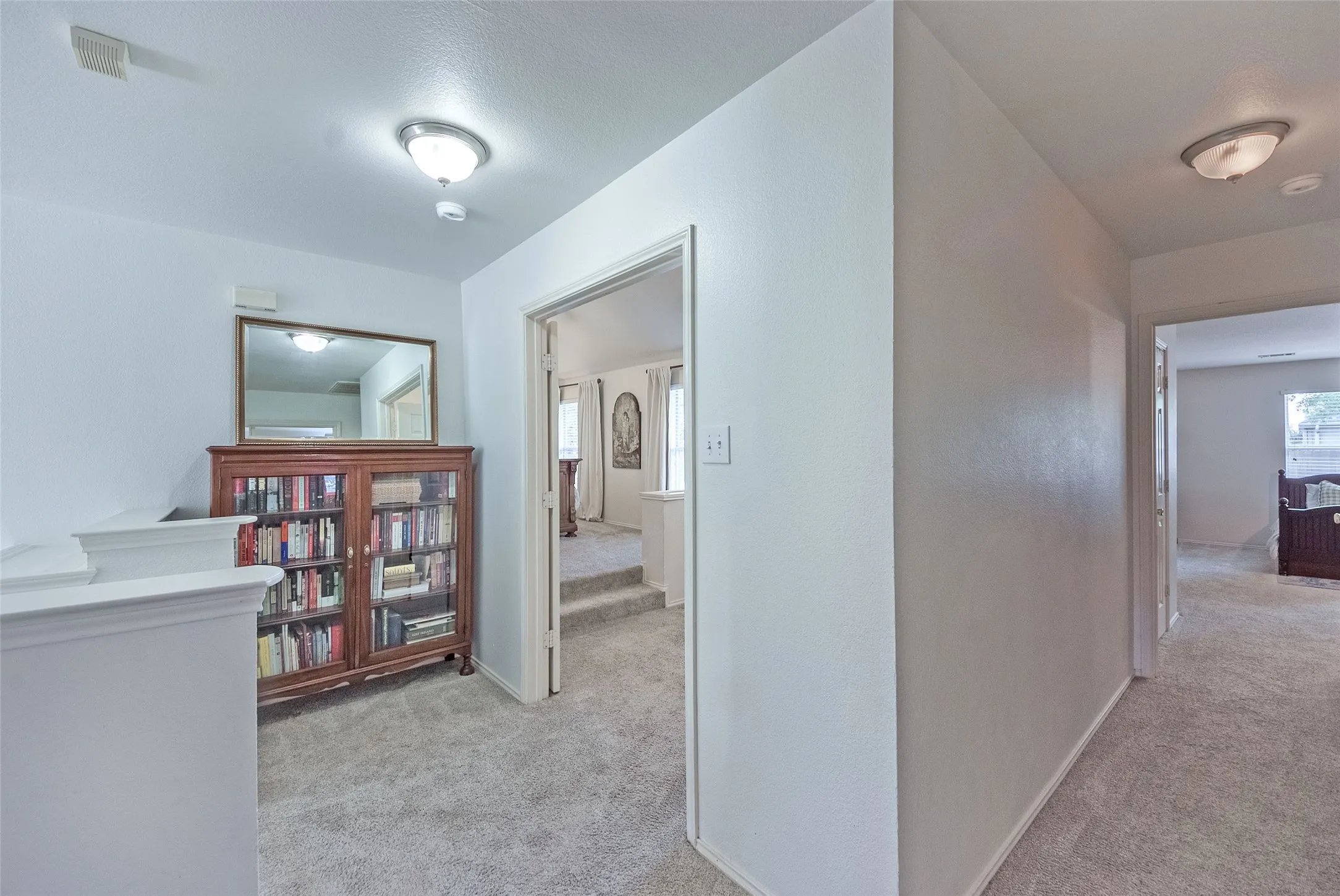 Single Family Residence For Sale in Denton County , 3922 Rolling Oaks Drive, Carrollton, Texas 75007, 4 Bedroom, 3 Bathroom, 2 Garage spaces, 2,498 Sqft, built in 1998, mls#21339095, Real Estate Agent in Carrollton, Homes For Sale in Denton county, Homes For Sale in Carrollton, Realtor in Carrollton Texas, Real Estate Brokerage Independent Realty Texas, Luminita Cordes Realtor