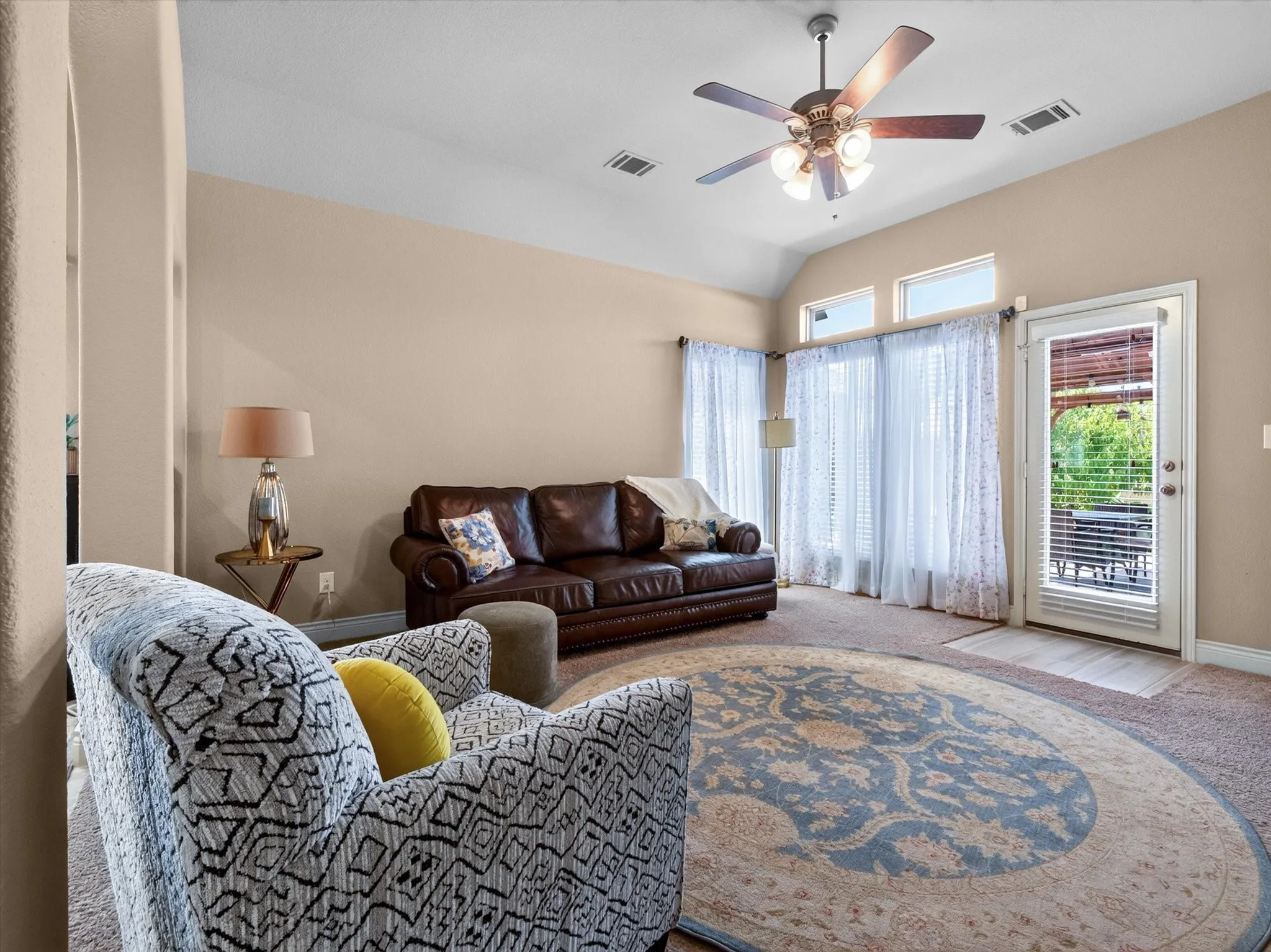 Single Family Residence For Sale in Collin County , 1005 Hubbard Creek Trail, Mc Kinney, Texas 75071, 3 Bedroom, 2 Bathroom, 2 Garage spaces, 1,668 Sqft, built in 2018, mls#21339149, Real Estate Agent in Mc Kinney, Homes For Sale in Collin county, Homes For Sale in Mc Kinney, Realtor in Mc Kinney Texas, Real Estate Brokerage Independent Realty Texas, Luminita Cordes Realtor