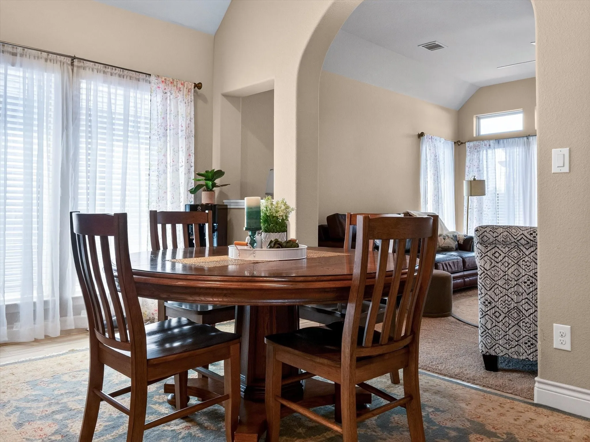 Single Family Residence For Sale in Collin County , 1005 Hubbard Creek Trail, Mc Kinney, Texas 75071, 3 Bedroom, 2 Bathroom, 2 Garage spaces, 1,668 Sqft, built in 2018, mls#21339149, Real Estate Agent in Mc Kinney, Homes For Sale in Collin county, Homes For Sale in Mc Kinney, Realtor in Mc Kinney Texas, Real Estate Brokerage Independent Realty Texas, Luminita Cordes Realtor