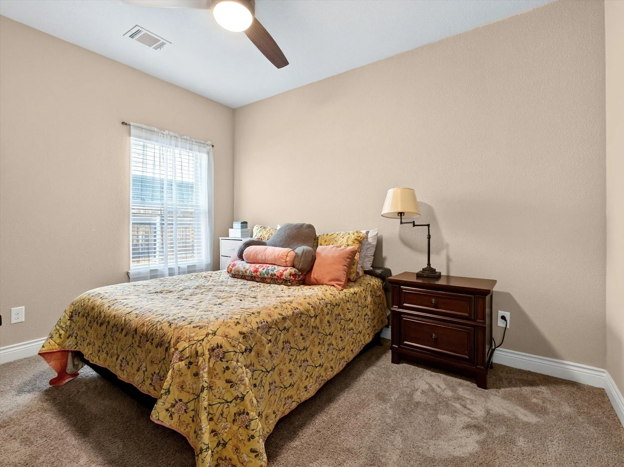 Single Family Residence For Sale in Collin County , 1005 Hubbard Creek Trail, Mc Kinney, Texas 75071, 3 Bedroom, 2 Bathroom, 2 Garage spaces, 1,668 Sqft, built in 2018, mls#21339149, Real Estate Agent in Mc Kinney, Homes For Sale in Collin county, Homes For Sale in Mc Kinney, Realtor in Mc Kinney Texas, Real Estate Brokerage Independent Realty Texas, Luminita Cordes Realtor