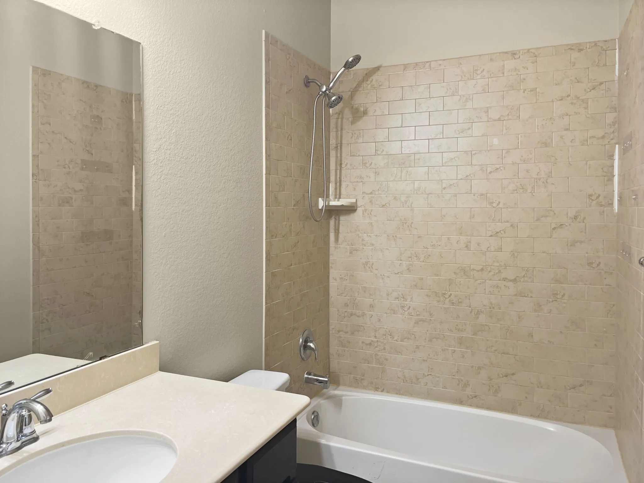Single Family Residence For Rent in Collin County , 10209 Pear Valley Road, Mc Kinney, Texas 75072, 3 Bedroom, 3 Bathroom, 2 Garage spaces, 2,014 Sqft, built in 2015, mls#21334773, Real Estate Agent in Mc Kinney, Homes For Rent in Collin county, Homes For Rent in Mc Kinney, Realtor in Mc Kinney Texas, Real Estate Brokerage Independent Realty Texas, Luminita Cordes Realtor