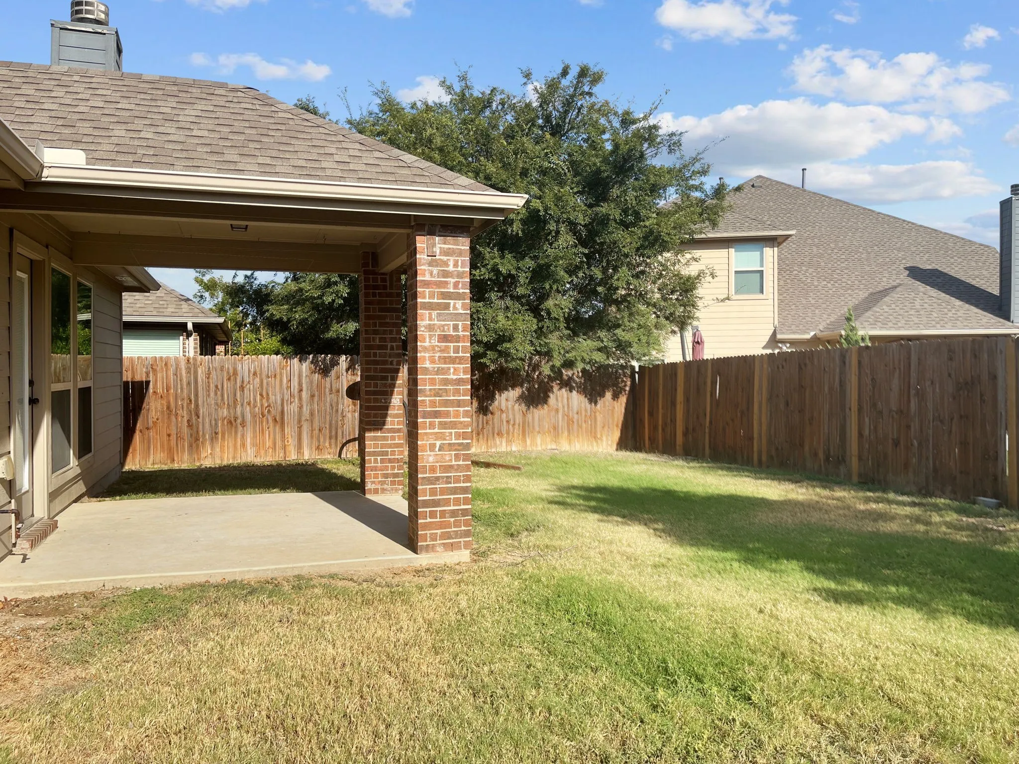 Single Family Residence For Rent in Collin County , 10209 Pear Valley Road, Mc Kinney, Texas 75072, 3 Bedroom, 3 Bathroom, 2 Garage spaces, 2,014 Sqft, built in 2015, mls#21334773, Real Estate Agent in Mc Kinney, Homes For Rent in Collin county, Homes For Rent in Mc Kinney, Realtor in Mc Kinney Texas, Real Estate Brokerage Independent Realty Texas, Luminita Cordes Realtor