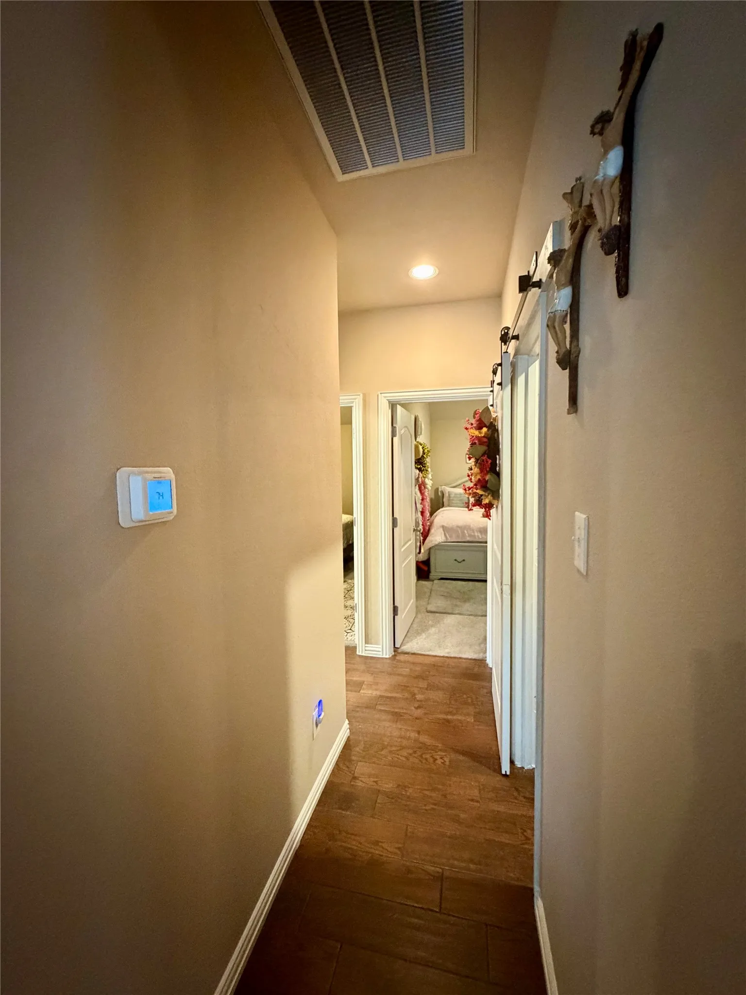 Single Family Residence For Sale in Tarrant County , 6333 Chalk Hollow Drive, Fort Worth, Texas 76179, 4 Bedroom, 2 Bathroom, 2 Garage spaces, 2,009 Sqft, built in 2010, mls#21336835, Real Estate Agent in Fort Worth, Homes For Sale in Tarrant county, Homes For Sale in Fort Worth, Realtor in Fort Worth Texas, Real Estate Brokerage Independent Realty Texas, Luminita Cordes Realtor