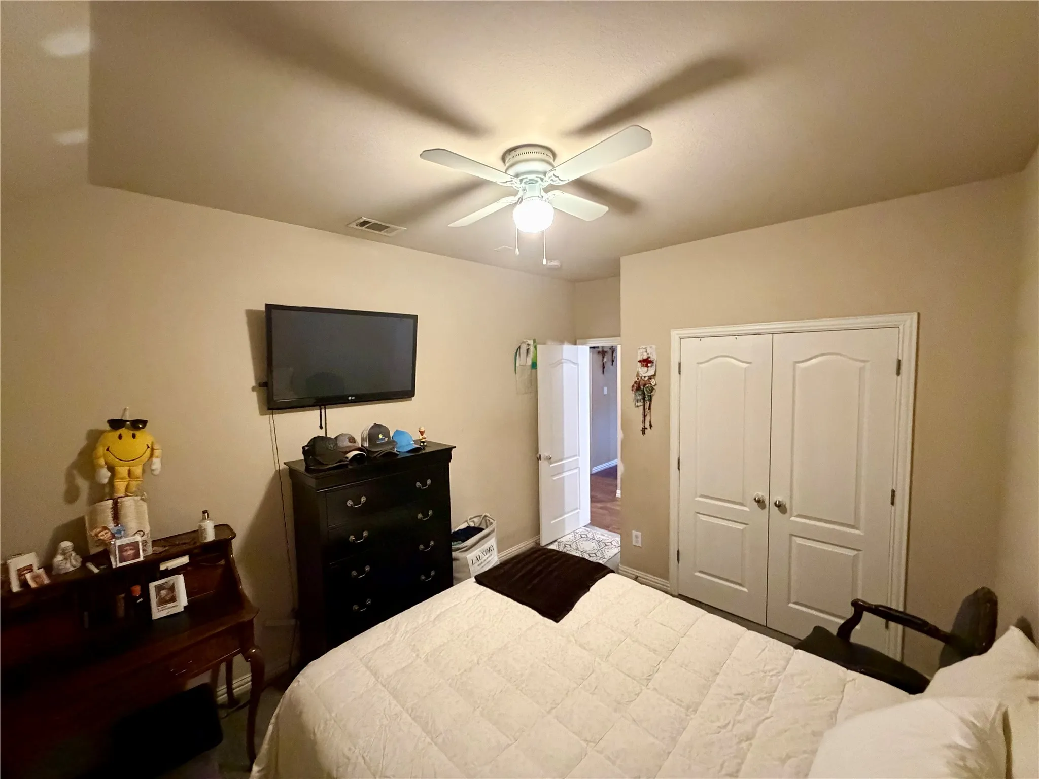 Single Family Residence For Sale in Tarrant County , 6333 Chalk Hollow Drive, Fort Worth, Texas 76179, 4 Bedroom, 2 Bathroom, 2 Garage spaces, 2,009 Sqft, built in 2010, mls#21336835, Real Estate Agent in Fort Worth, Homes For Sale in Tarrant county, Homes For Sale in Fort Worth, Realtor in Fort Worth Texas, Real Estate Brokerage Independent Realty Texas, Luminita Cordes Realtor