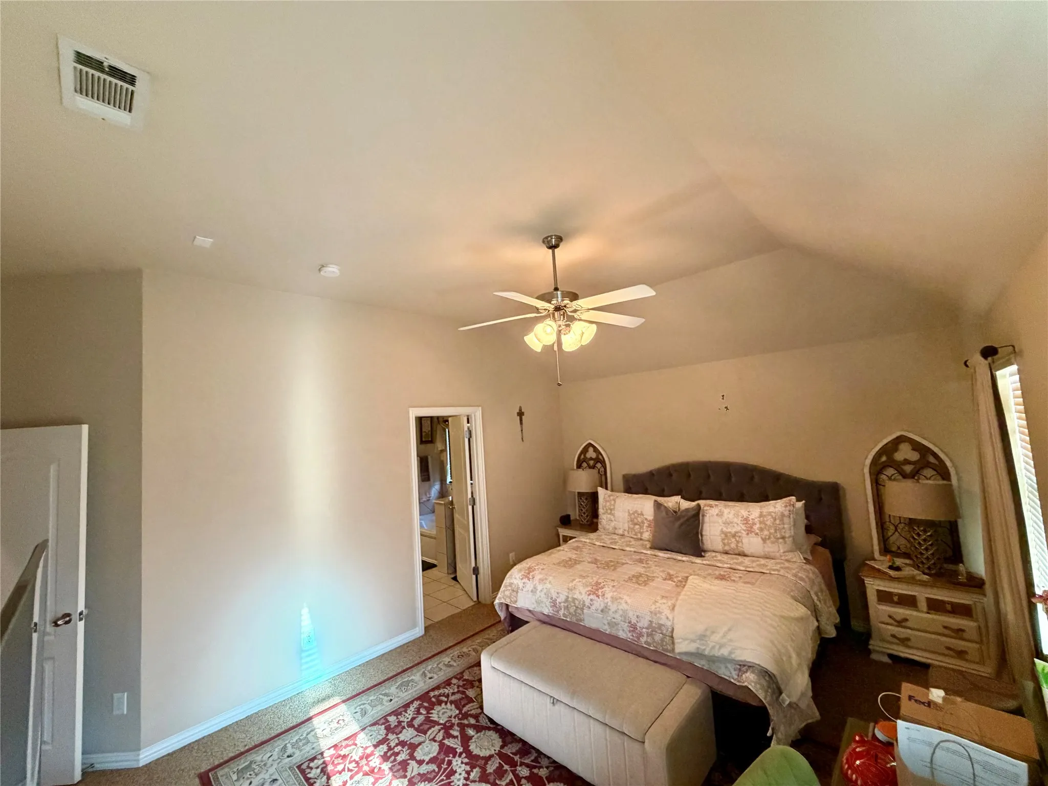 Single Family Residence For Sale in Tarrant County , 6333 Chalk Hollow Drive, Fort Worth, Texas 76179, 4 Bedroom, 2 Bathroom, 2 Garage spaces, 2,009 Sqft, built in 2010, mls#21336835, Real Estate Agent in Fort Worth, Homes For Sale in Tarrant county, Homes For Sale in Fort Worth, Realtor in Fort Worth Texas, Real Estate Brokerage Independent Realty Texas, Luminita Cordes Realtor